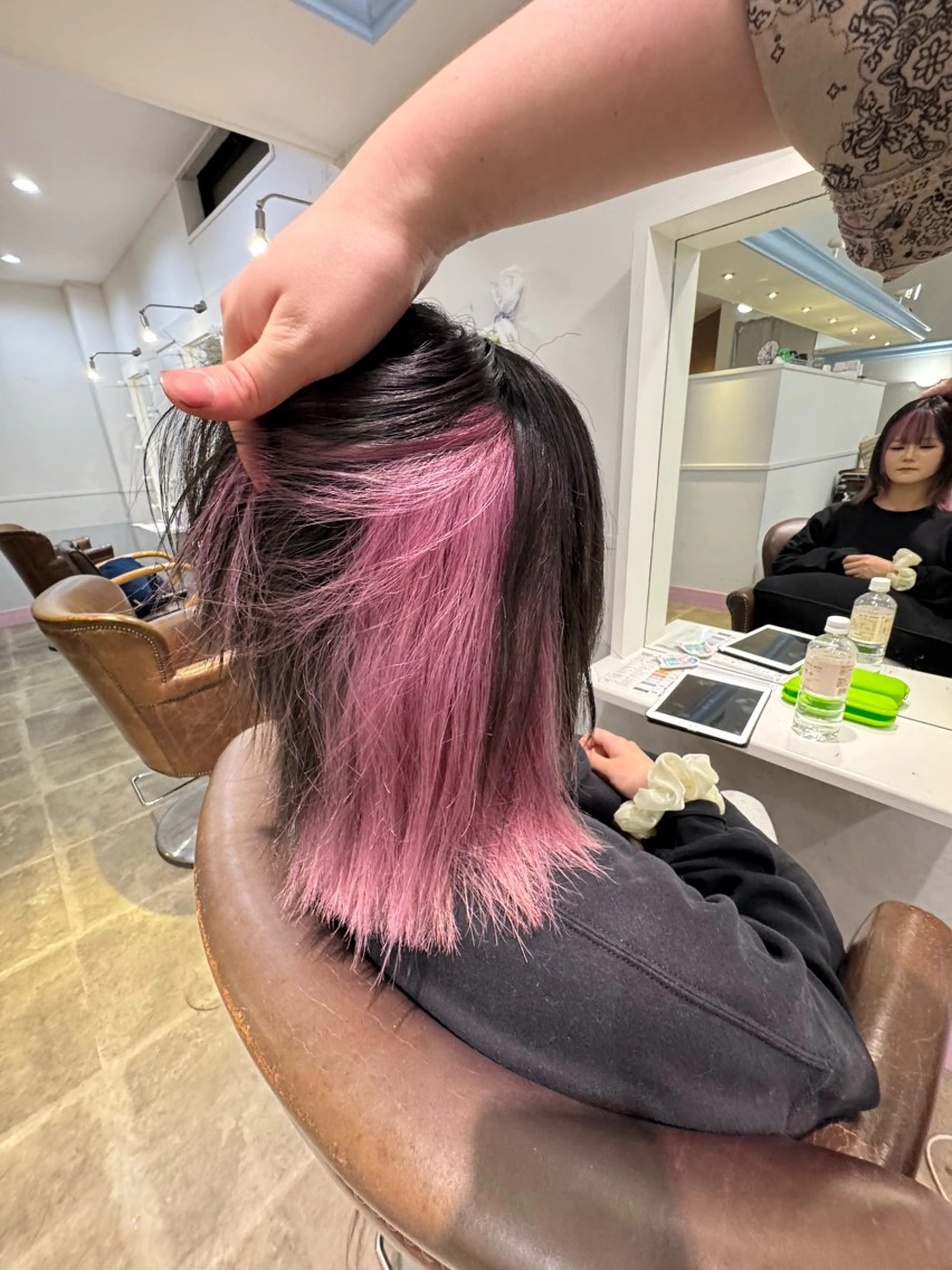 セミロング ヘアカラー 平川 侑磨のヘアスタイル