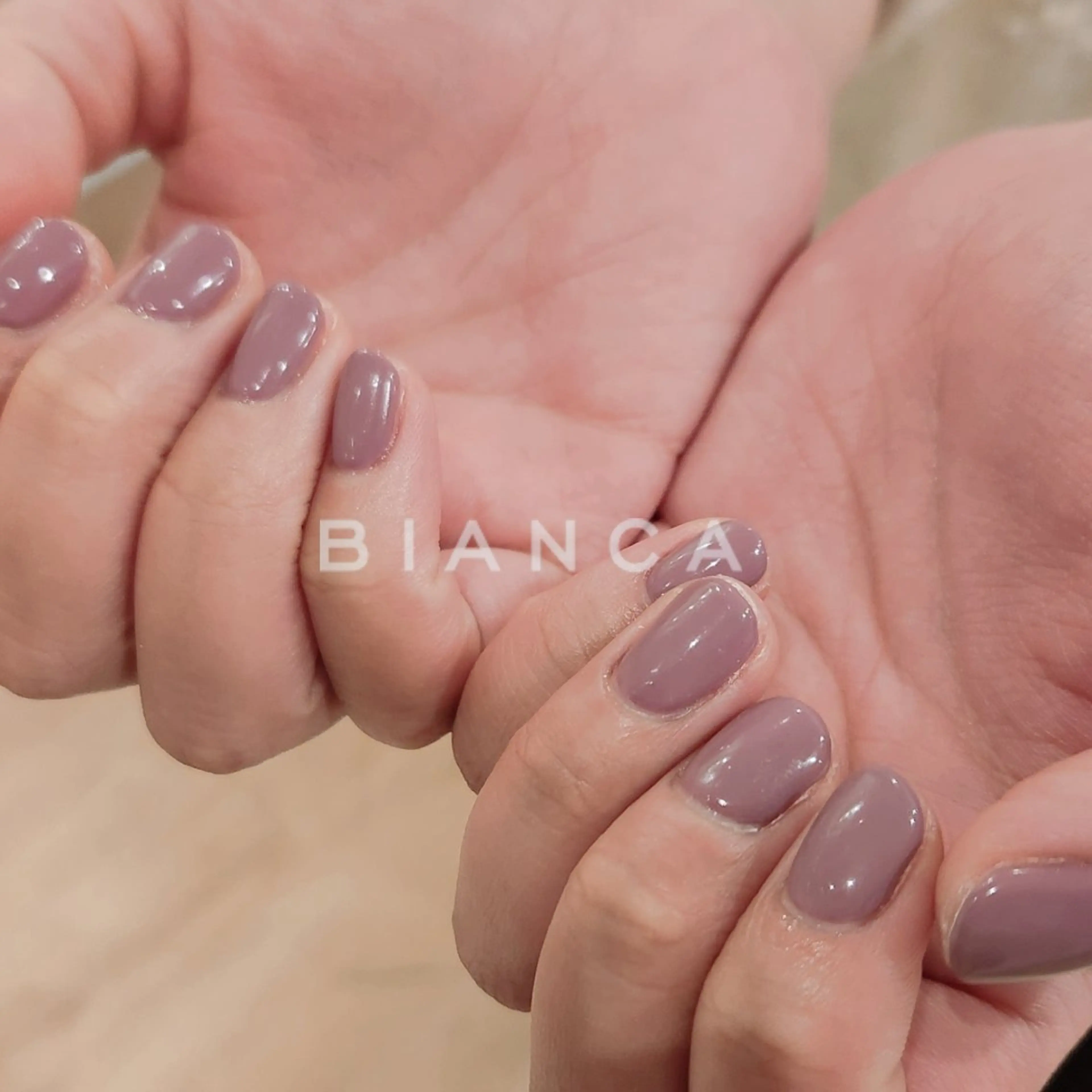 ネイル ジェルネイル オフィスネイル ワンカラーネイル パラジェル シンプルネイル ハンドネイル Bianca名駅店 あゆのネイルデザイン