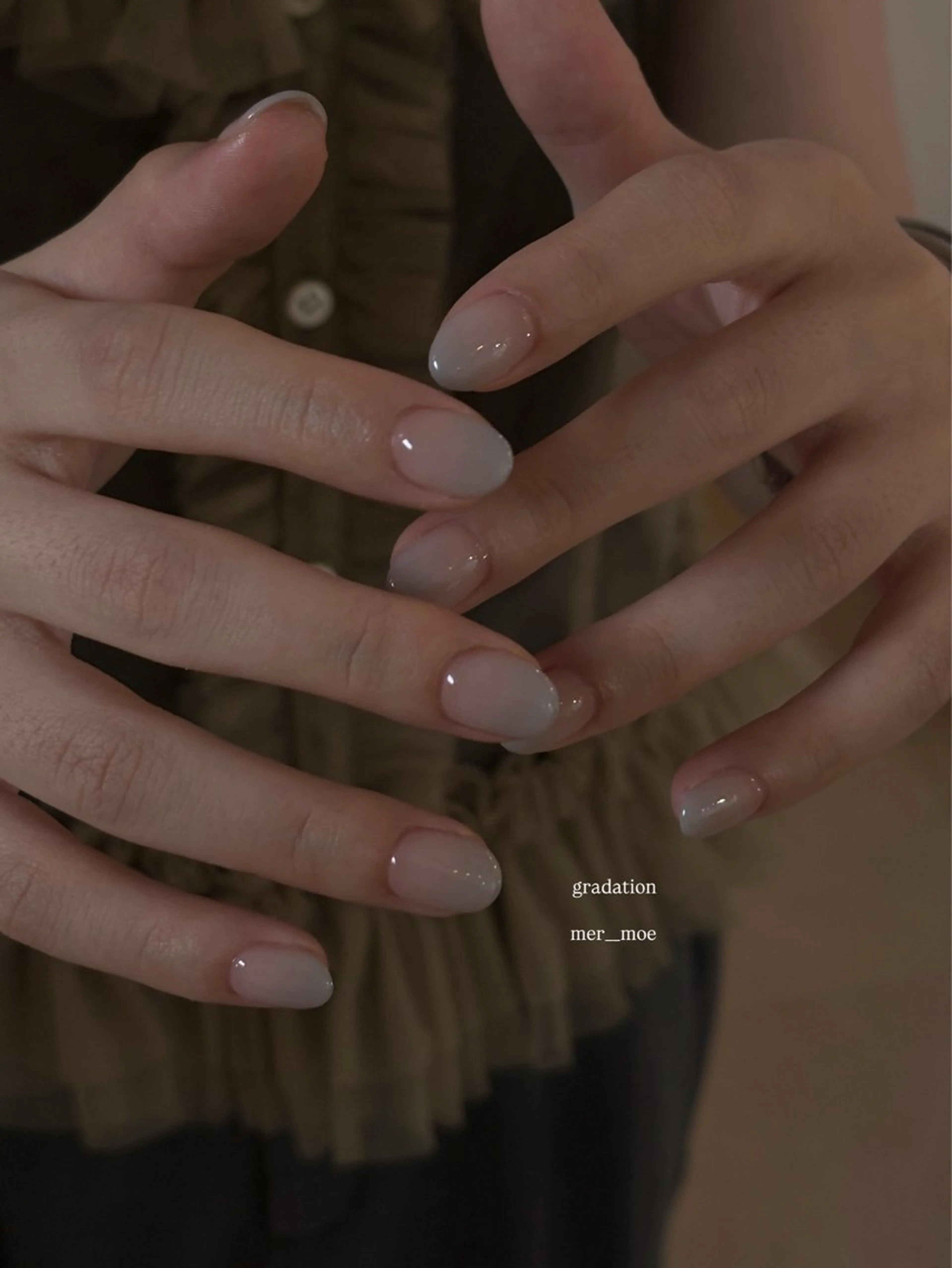 ネイル ワンカラーネイル moe ⠀のネイルデザイン