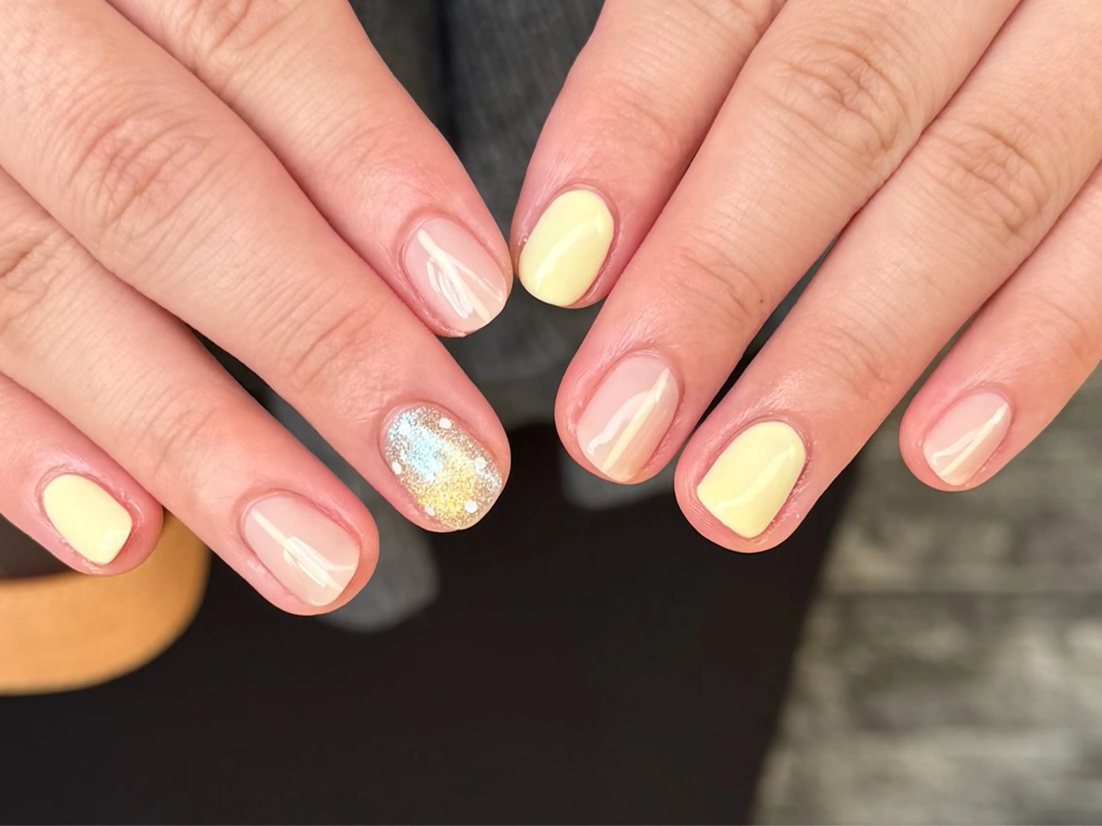 ネイル ドット ニュアンスネイル ハンドネイル HazeGrass NAILのネイルデザイン