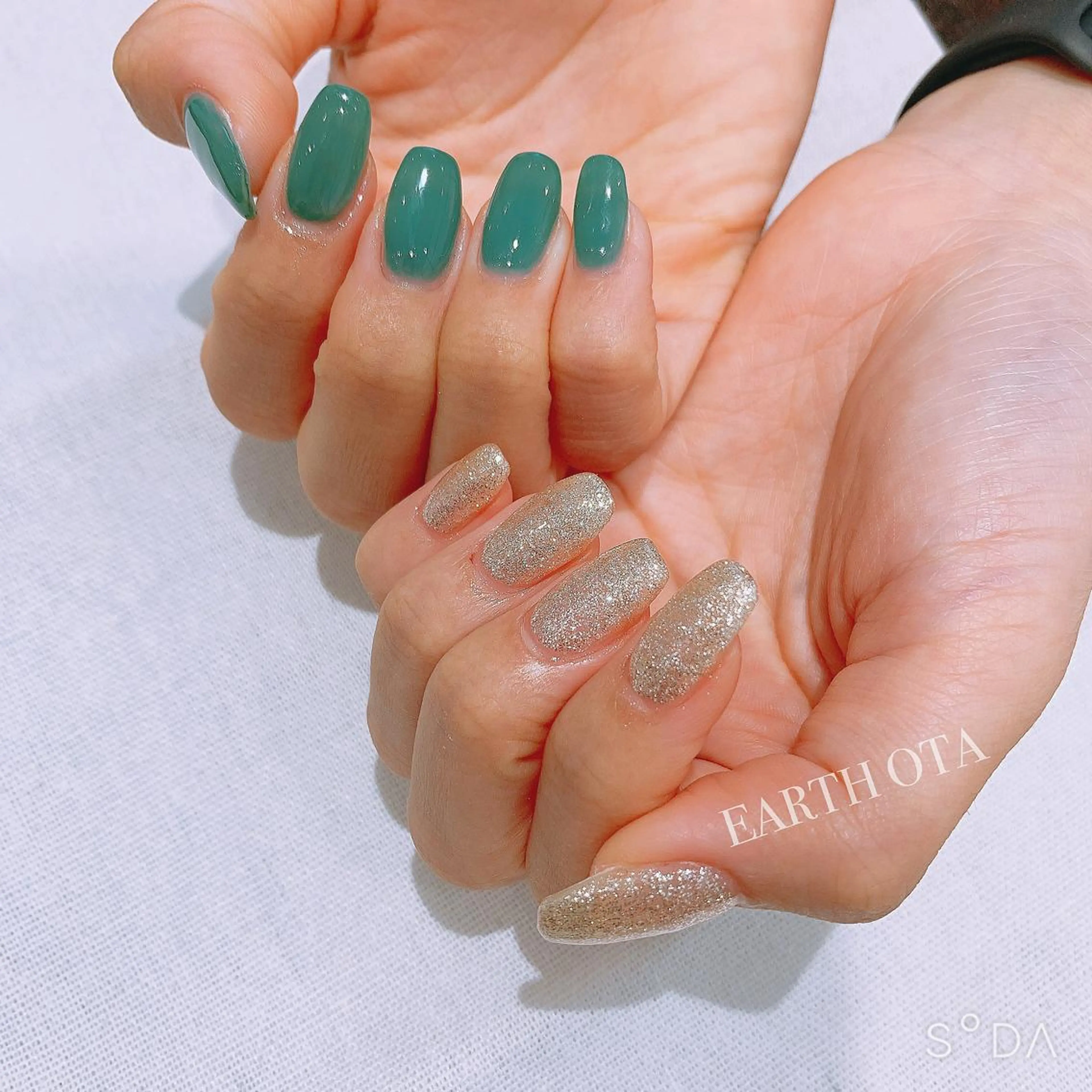 ネイル Rena colore'のネイルデザイン