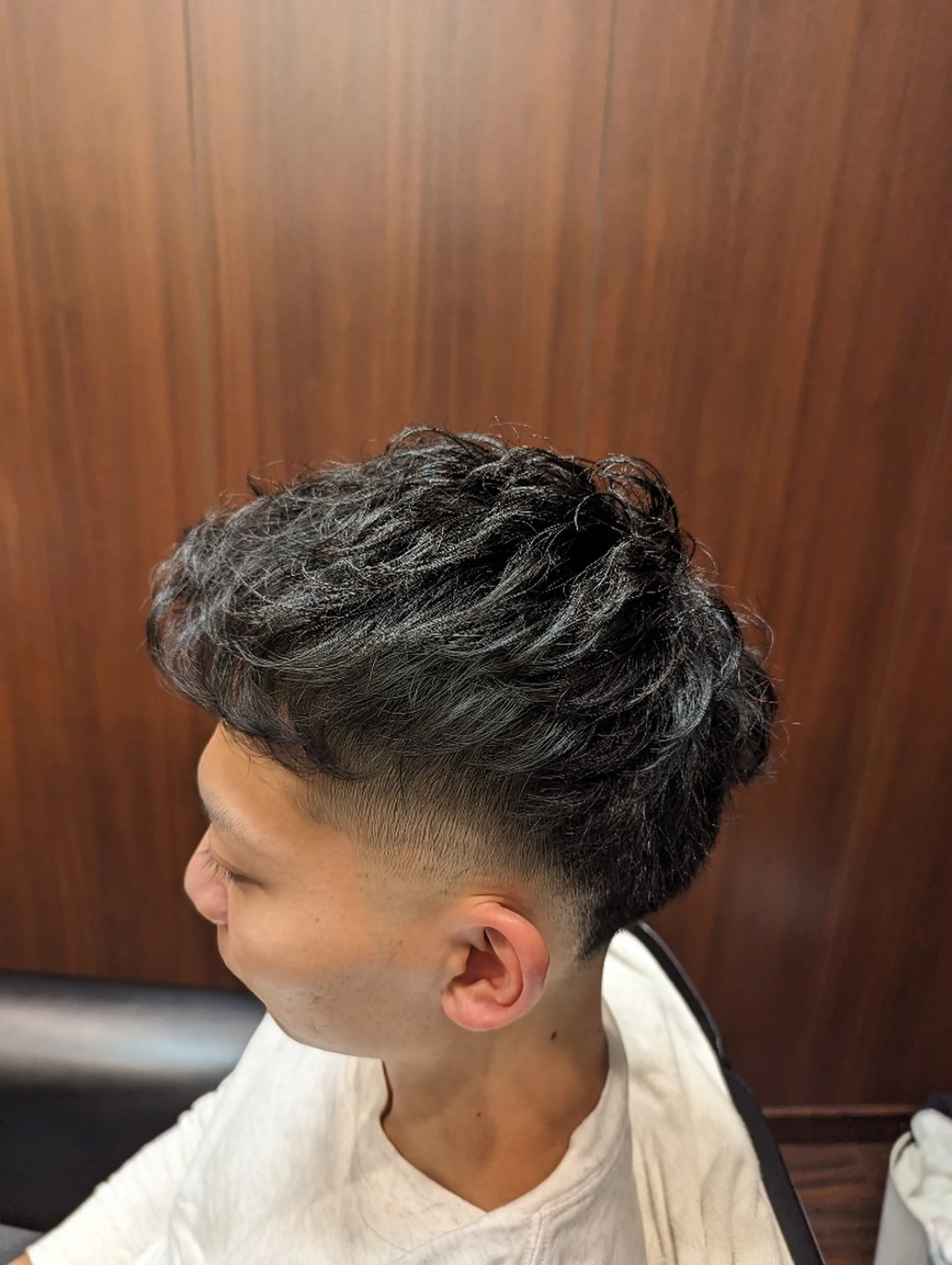 ショート カット パーマ ヒロ銀座所属・横須賀和也 ヒロ銀座一丁目のヘアスタイル