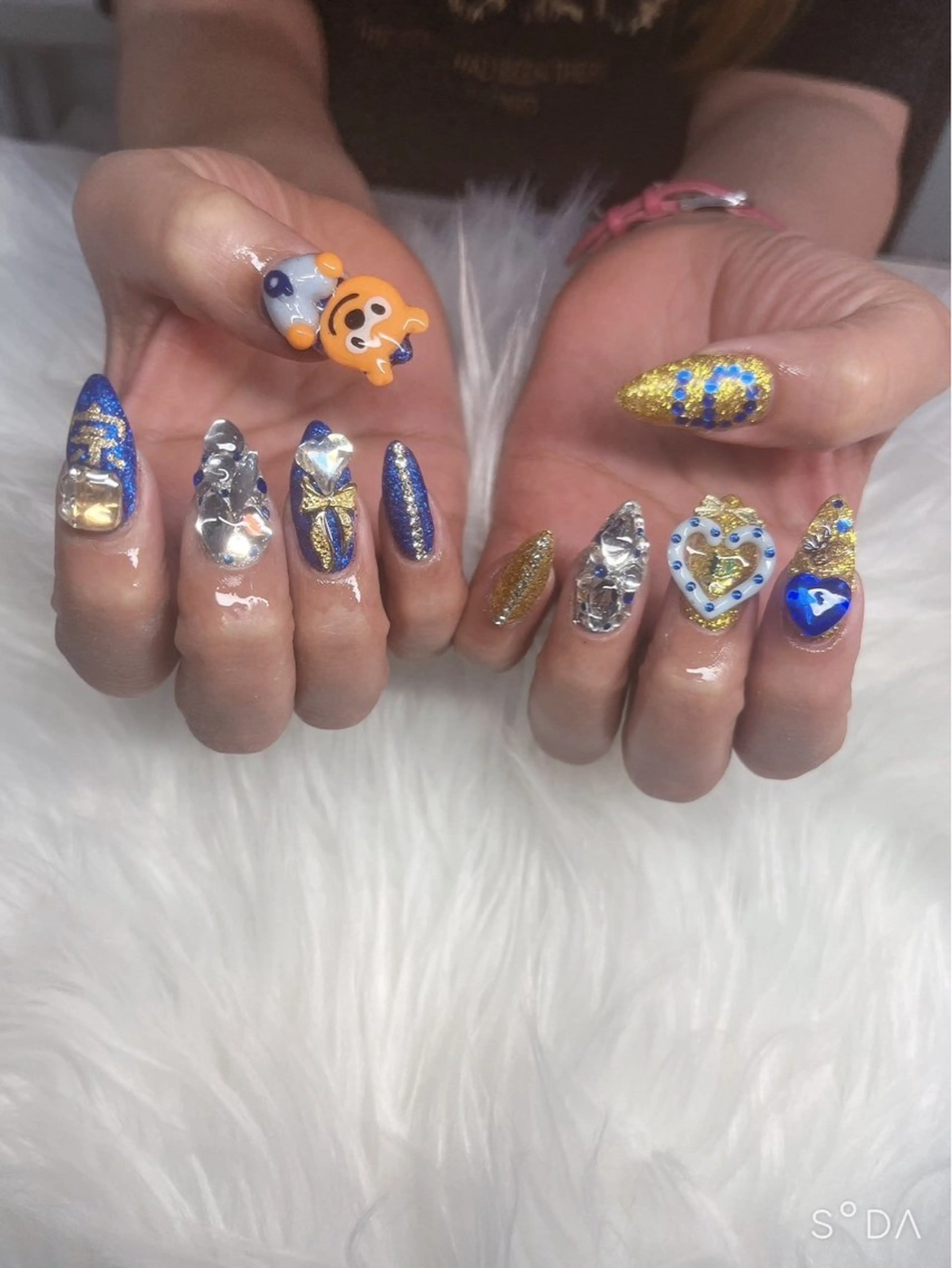 ネイル ハンドネイル CARAT カラットのネイルデザイン