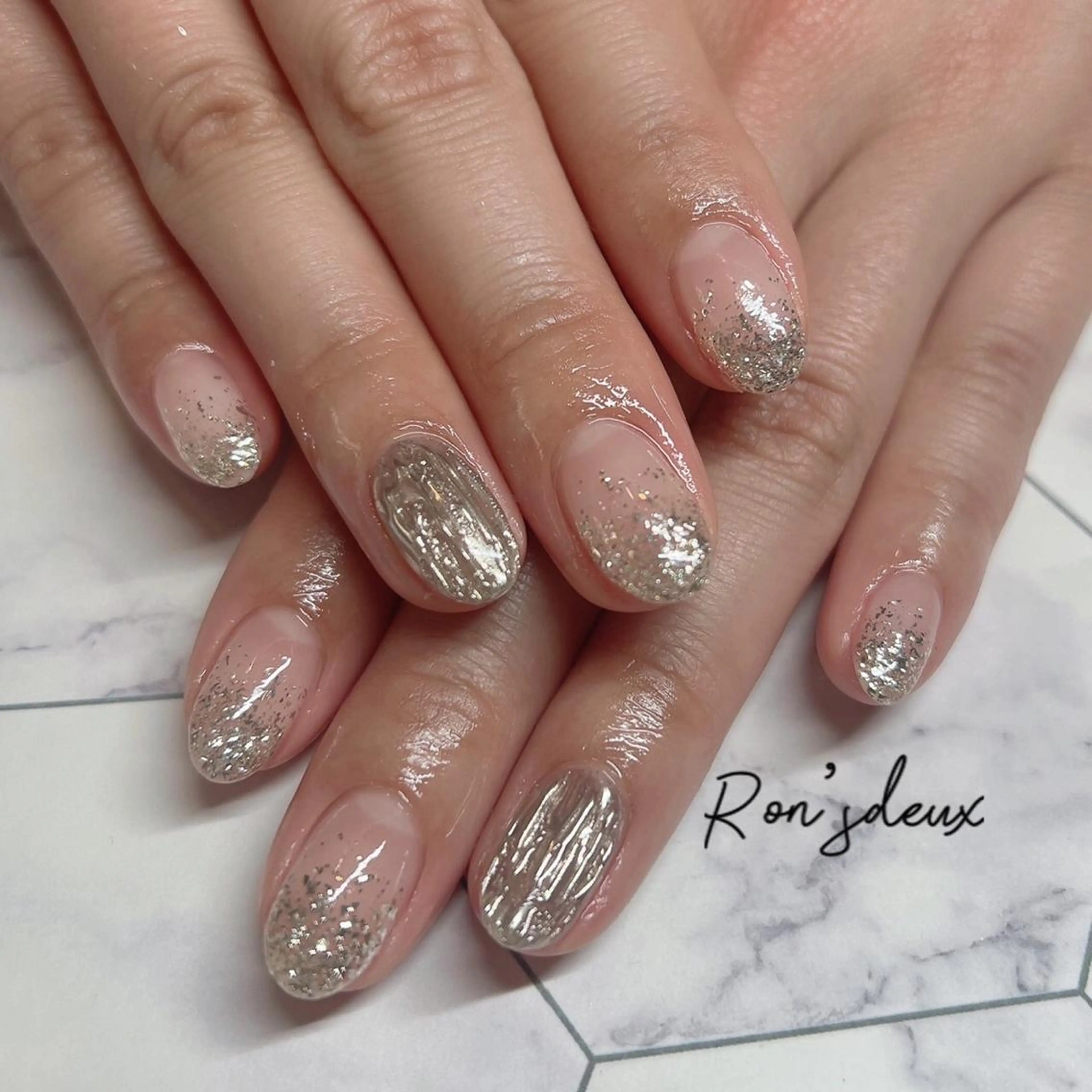 ネイル Ron's 成田のネイルデザイン