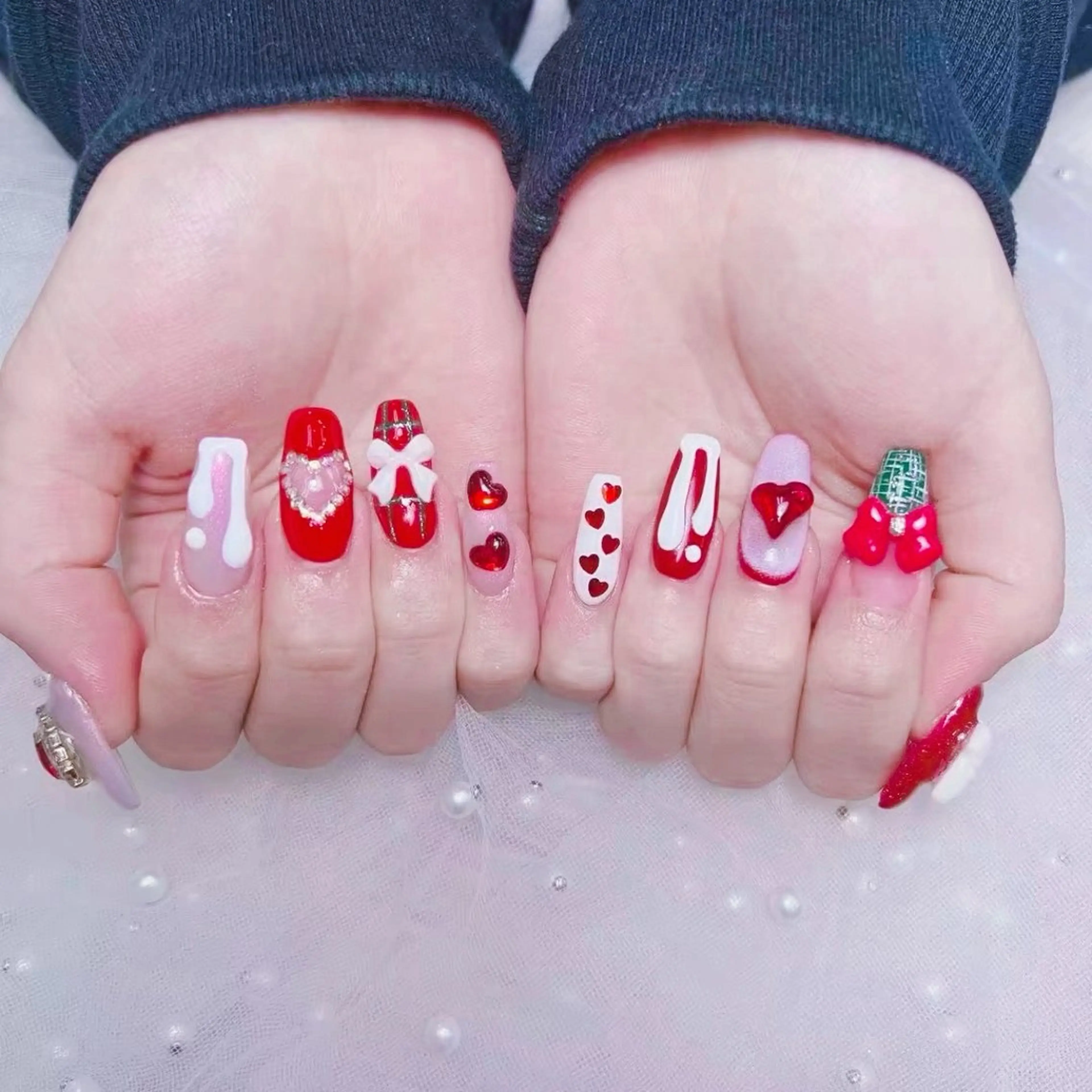 ネイル ハート 韓国ネイル 夏ネイル ワンホンネイル ハンドネイル Melody Nail所属・Melody  3D/スカルプ専門店のネイルデザイン