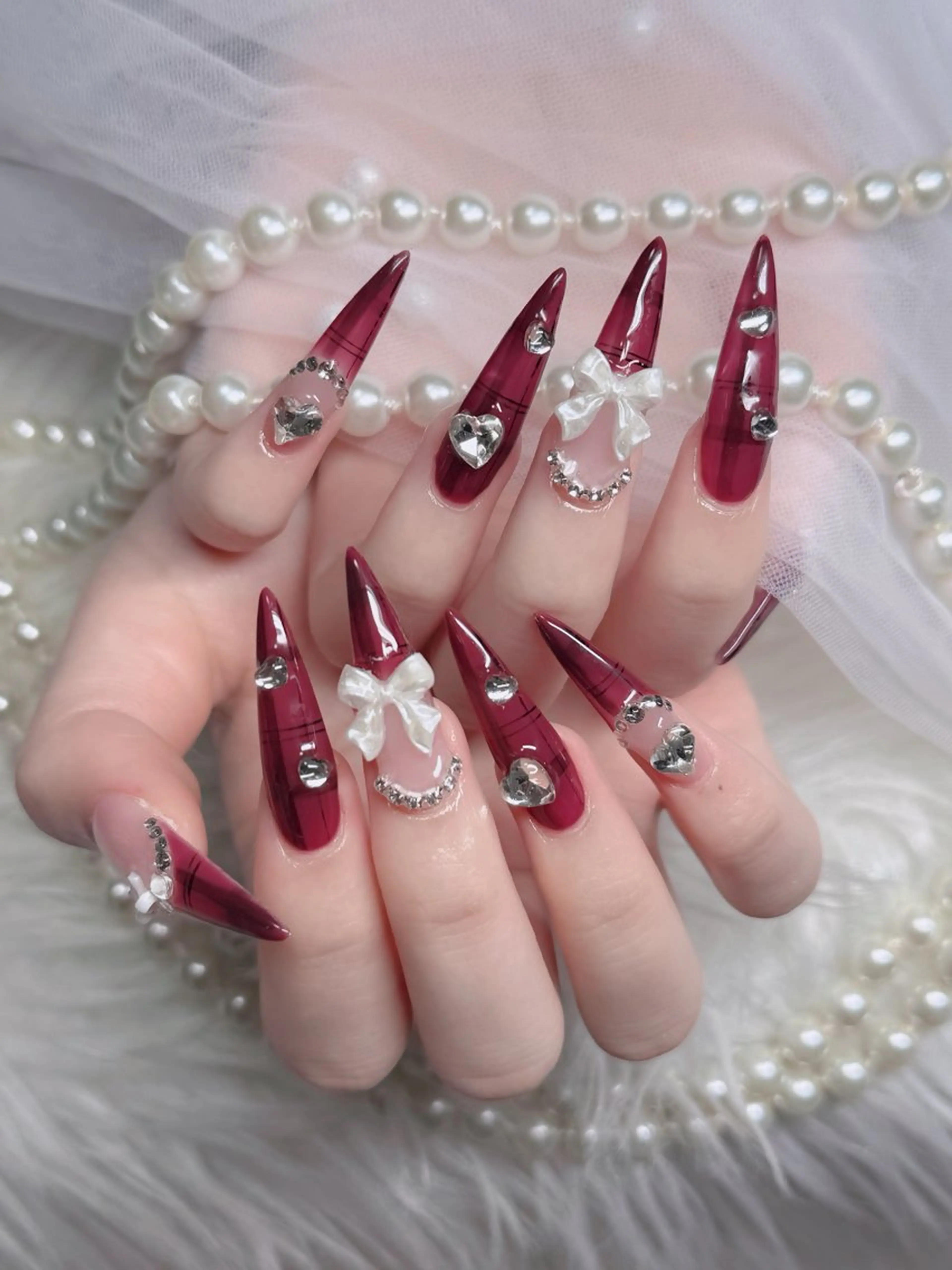 ネイル フレンチネイル ジェルネイル ガラスフレンチ ハロウィン ハート ハンドネイル H.baby Nail Salonのネイルデザイン