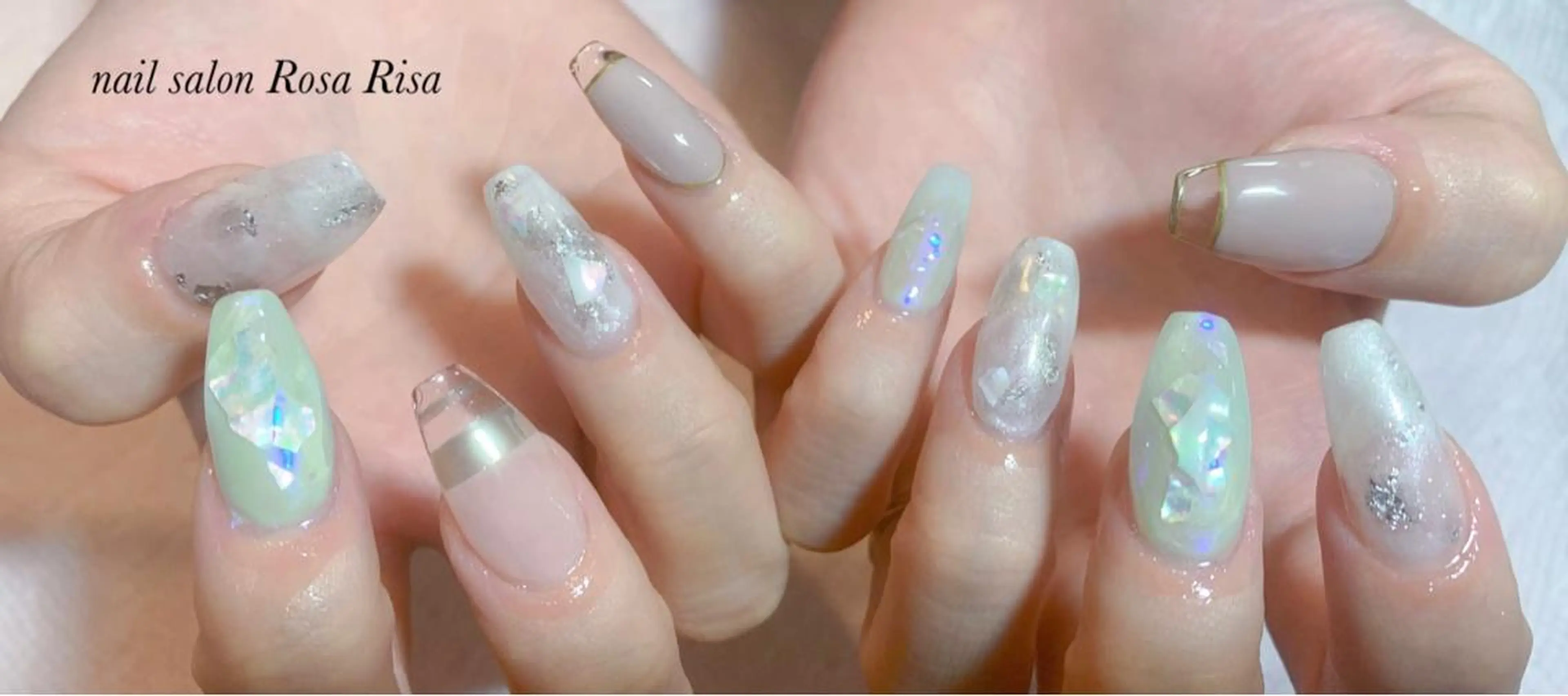 ロング ネイル オーロラネイル クリアネイル フレンチネイル ミラーネイル ネイルスタジオ シェイクユアハンズのネイルデザイン