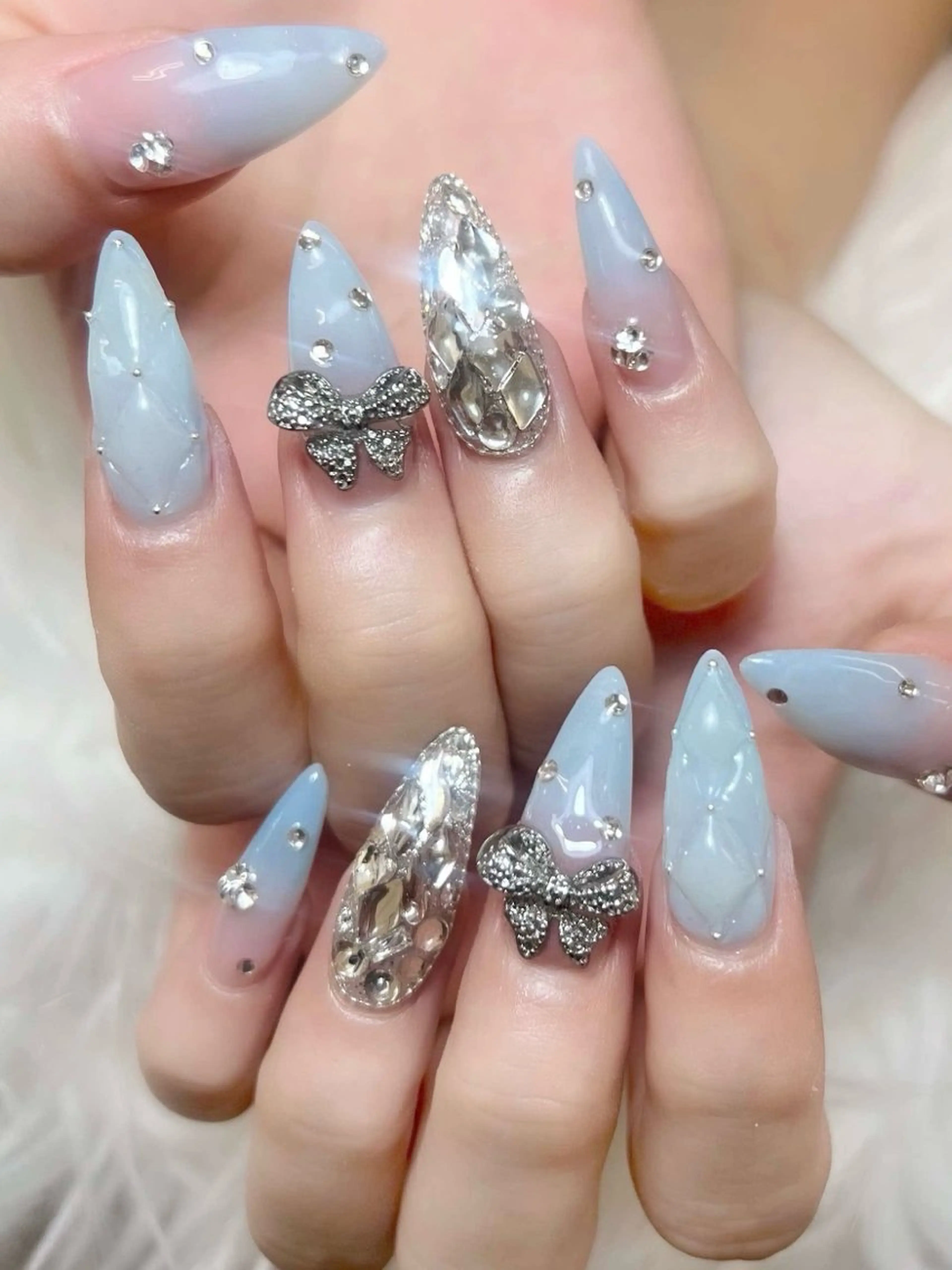 ネイル アートネイル オーロラネイル チークネイル 長さ出し フットネイル ハンドネイル Anh 高田馬場のネイルデザイン