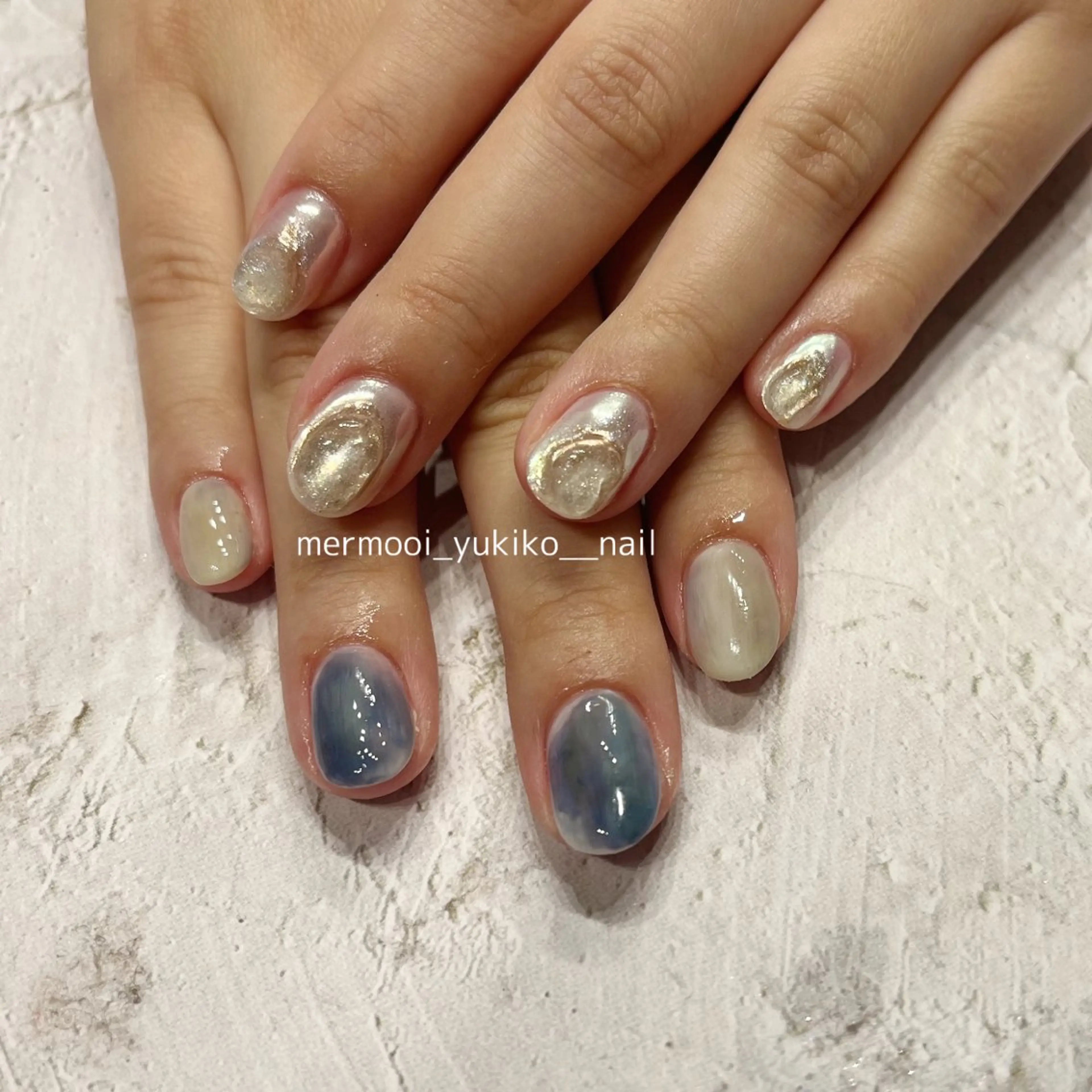 ネイル アートネイル ジェルネイル ゴールド 韓国ネイル 大理石ネイル(マーブル) ハンドネイル mermooi所属・melumooi nailのネイルデザイン