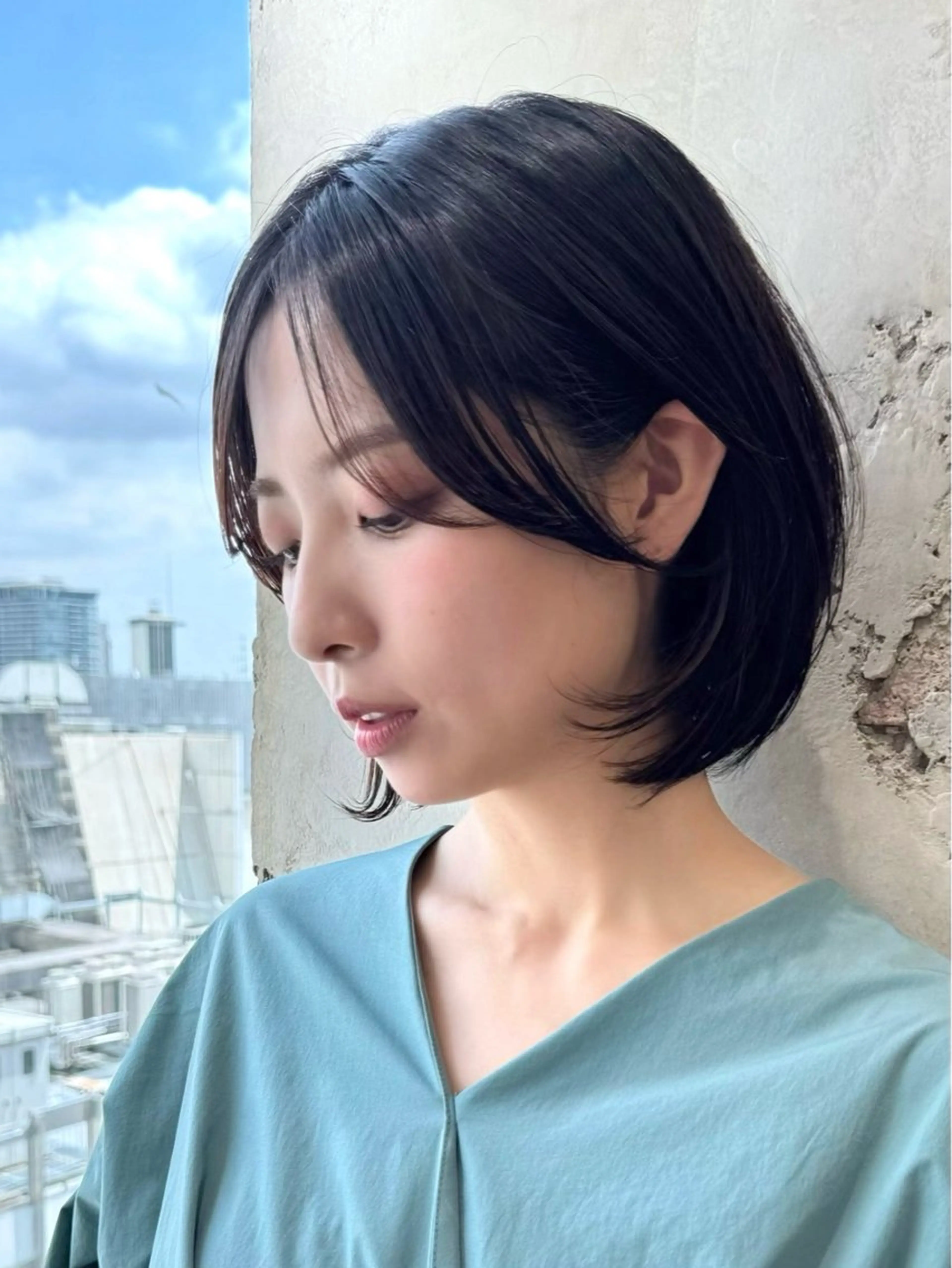 ショート カラー カット ヘアカラー トリートメント 💍新宿ショート 💍岩田莉奈のヘアスタイル