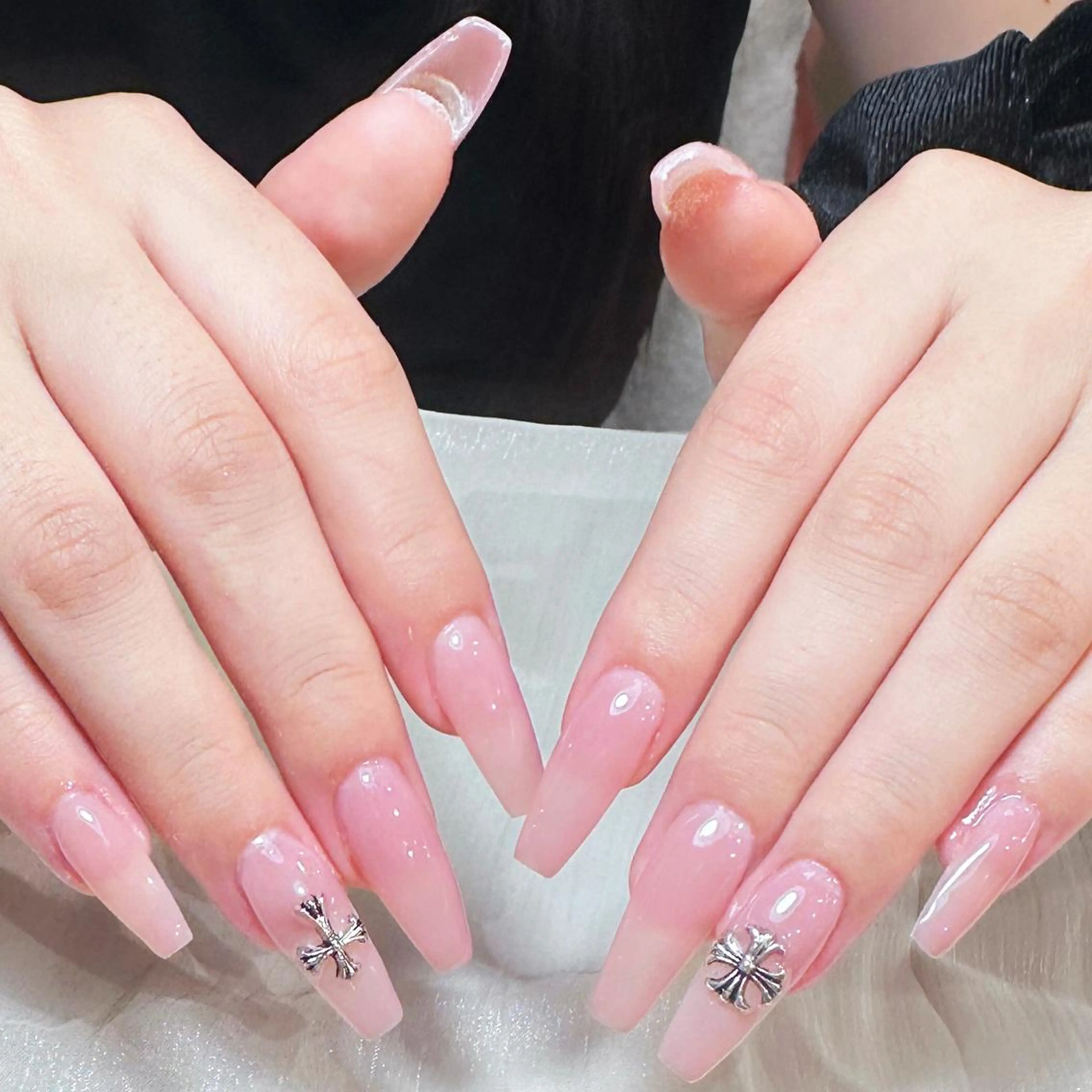 ネイル アートネイル オーロラネイル ガーリー キラキラネイル 韓国ネイル ハンドネイル DIANMOND NAIL🌸のネイルデザイン