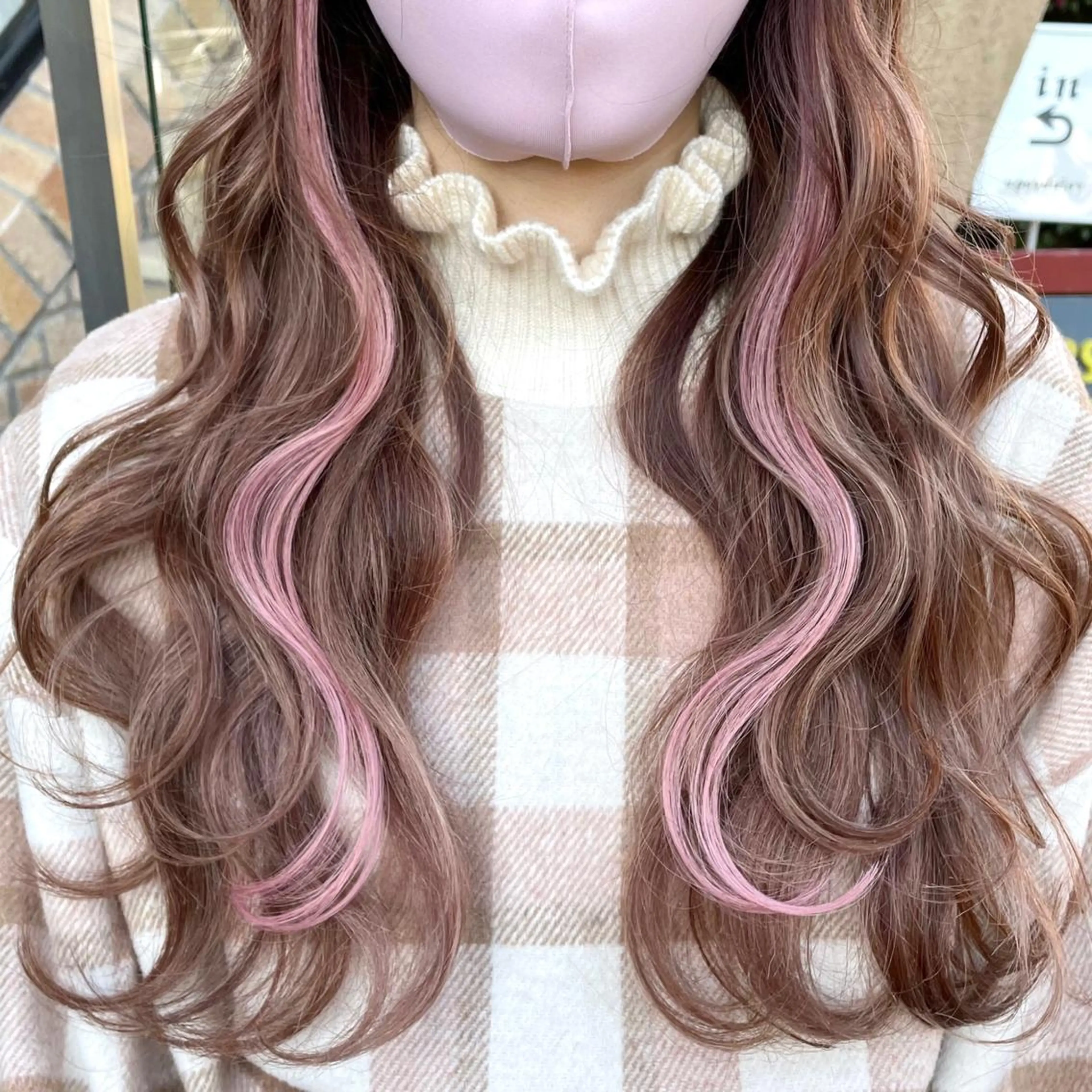 🌈大人気🌈エクステでイヤリングカラー💕ポイントエクステ2本＋エクステカット(本数追加OK)編み込み変更可の写真