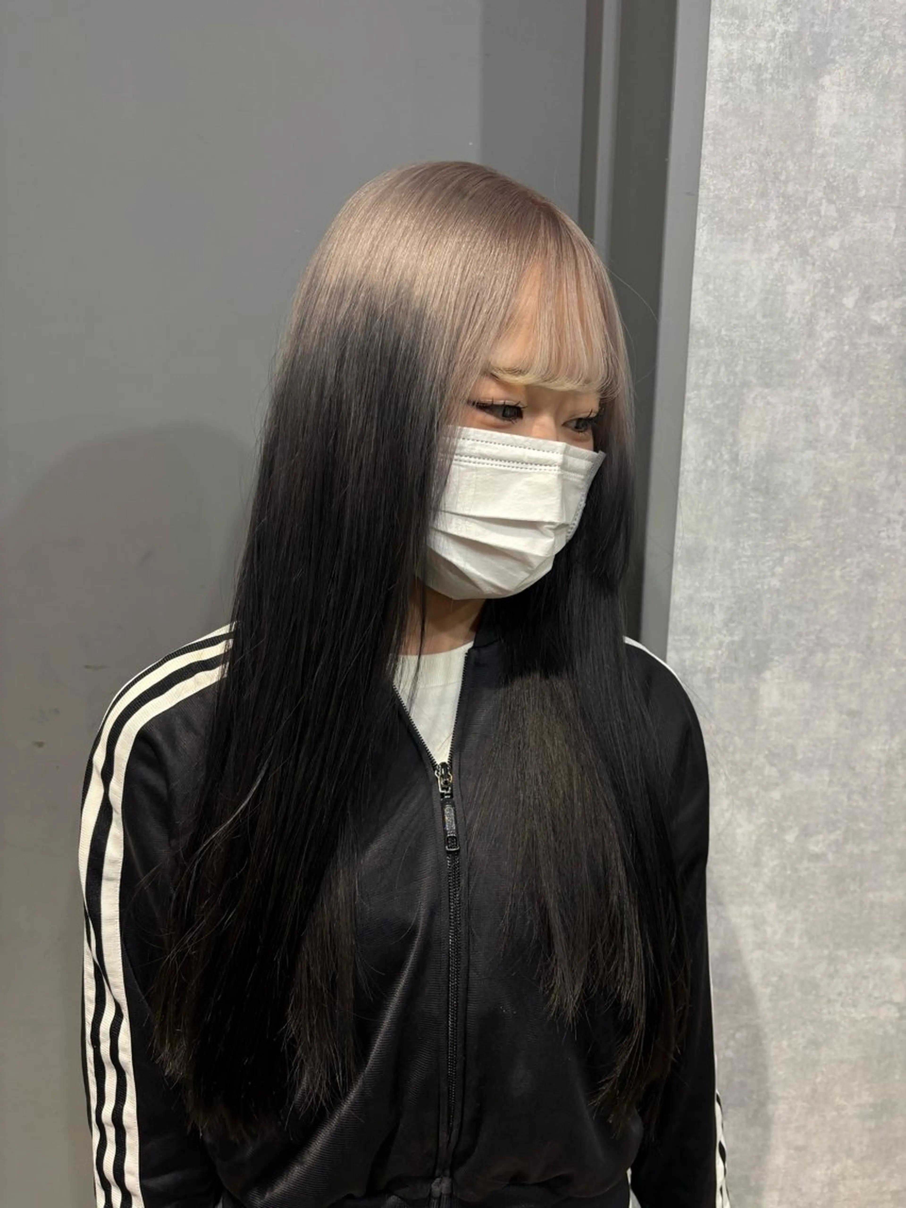 ロング カット ヘアカラー トリートメント 🌐NATSUMI 🌐【寒色カラー】のヘアスタイル