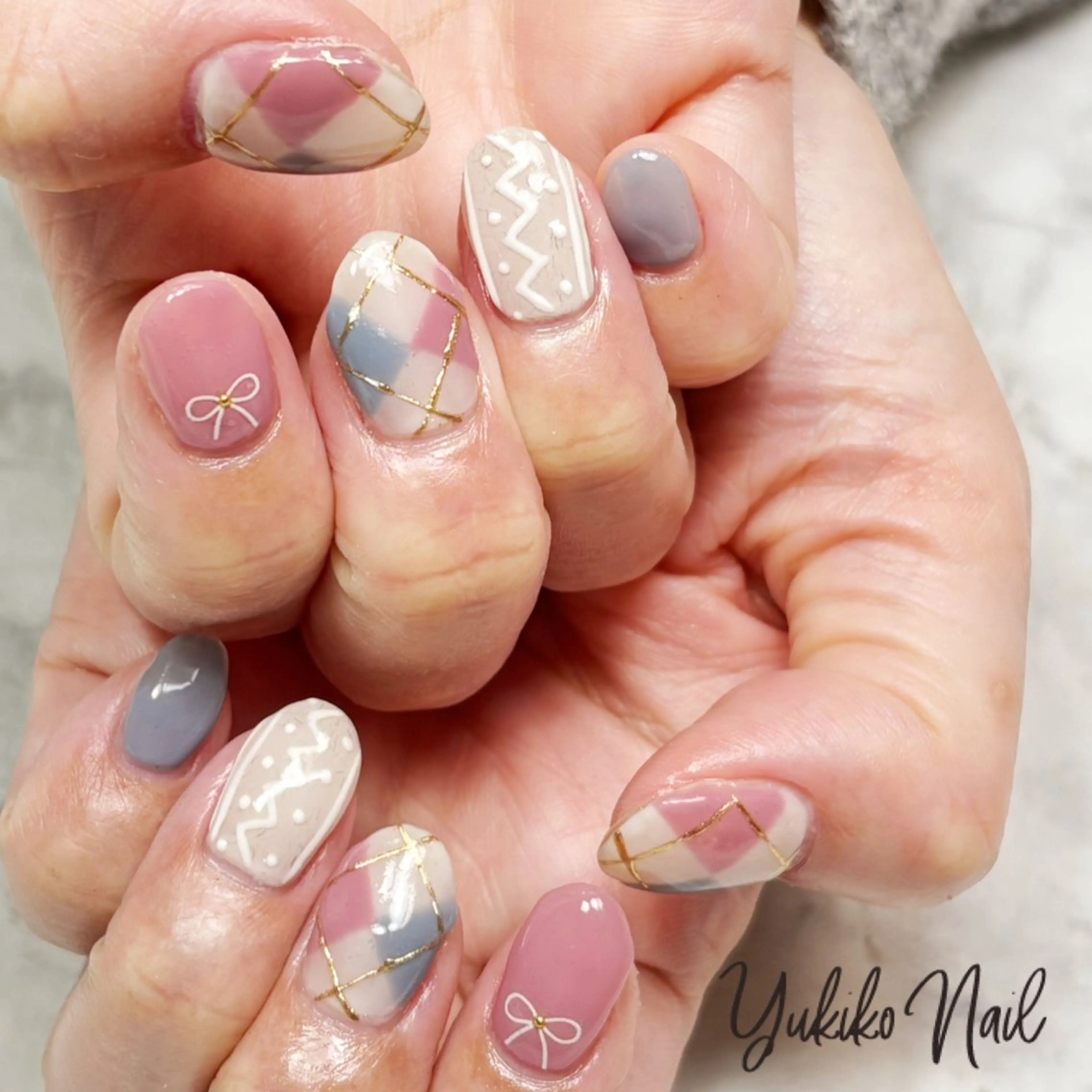 ネイル ブルー ピンク 冬ネイル ハンドネイル ユキコ ネイルのネイルデザイン