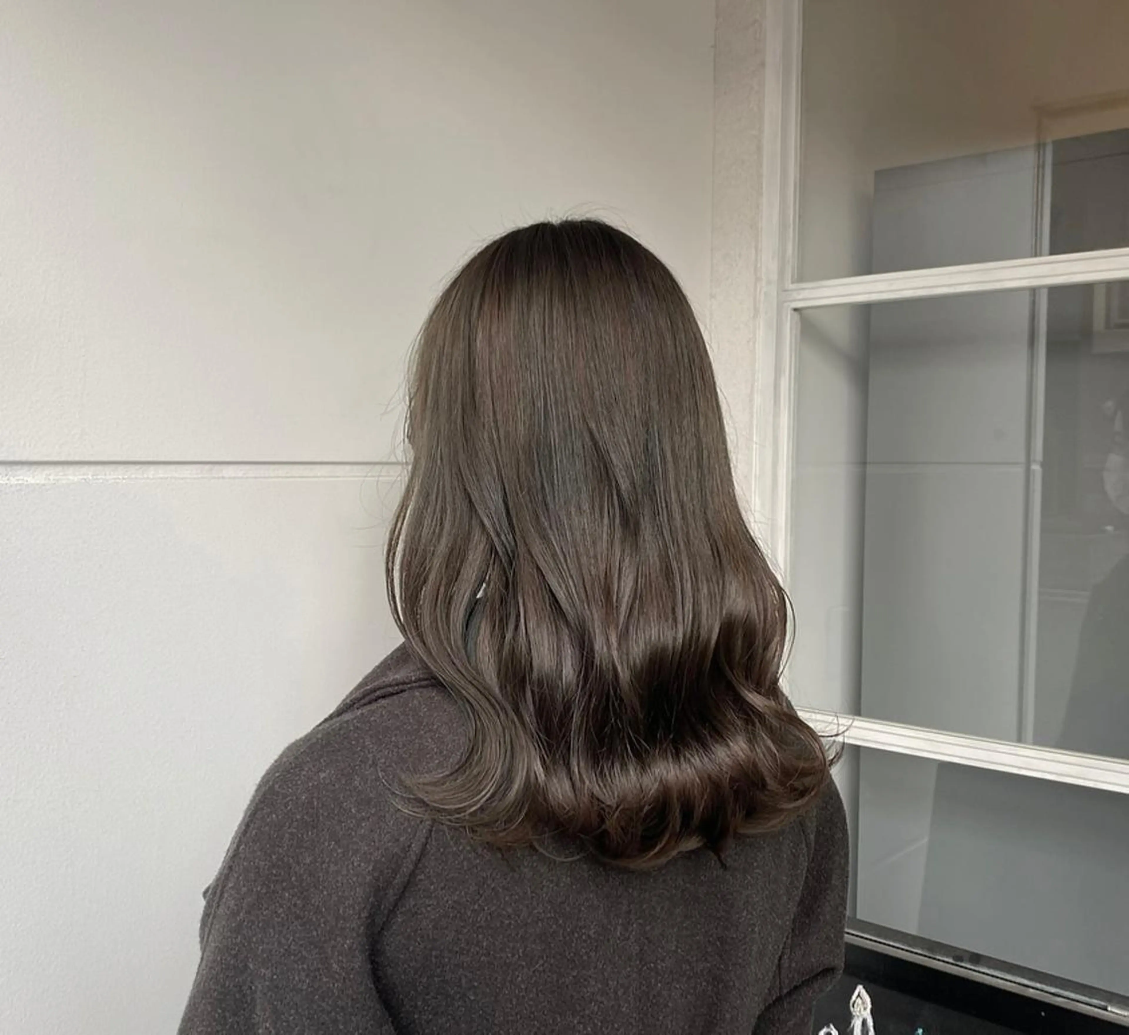 セミロング たなか もえなのヘアスタイル