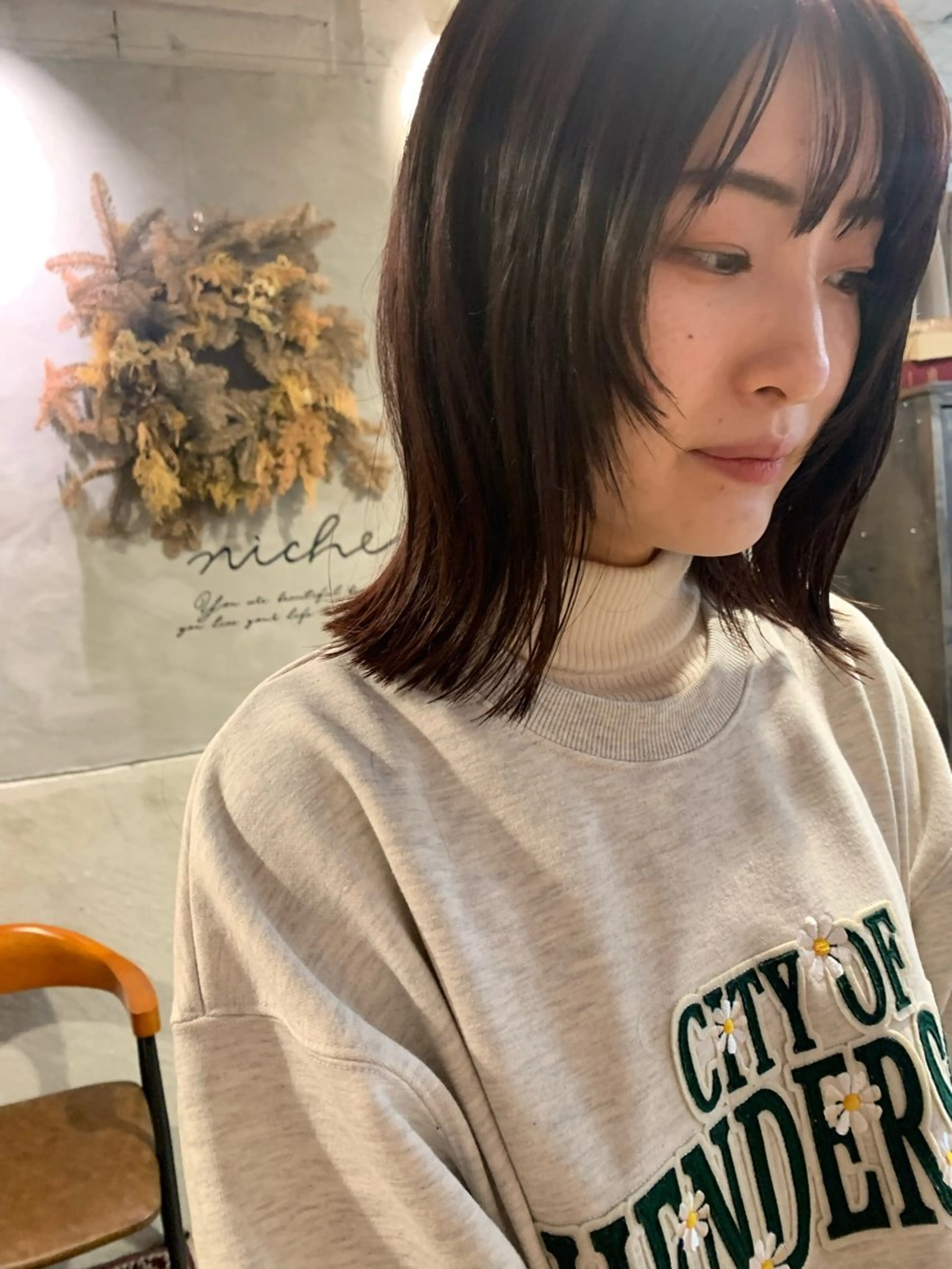 ミディアム カラー カット ヘアカラー トリートメント 落合 妙佳のヘアスタイル