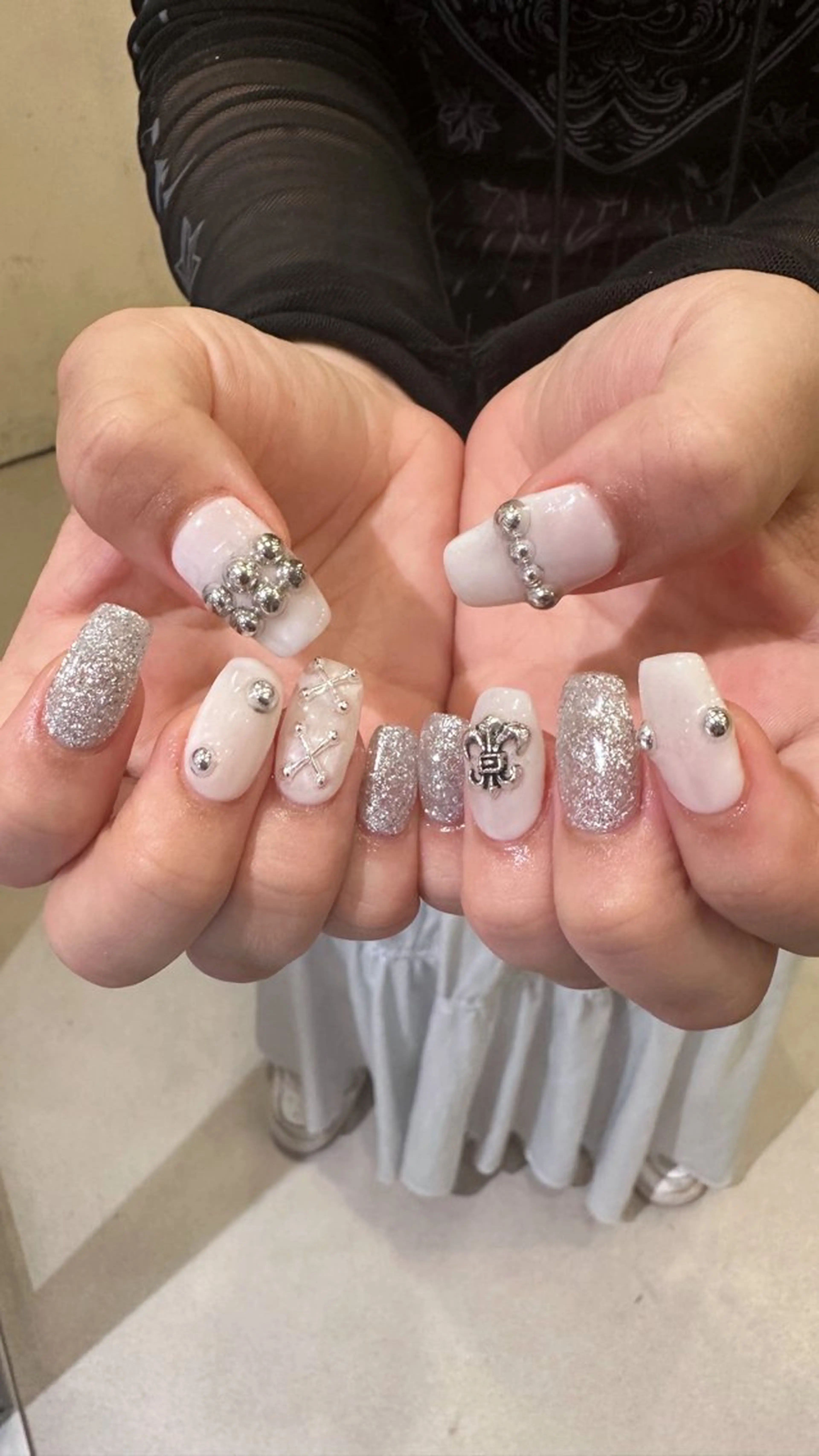 ネイル ハンドネイル 👽個性派ネイル🎀 komachiのマツエク・マツパデザイン