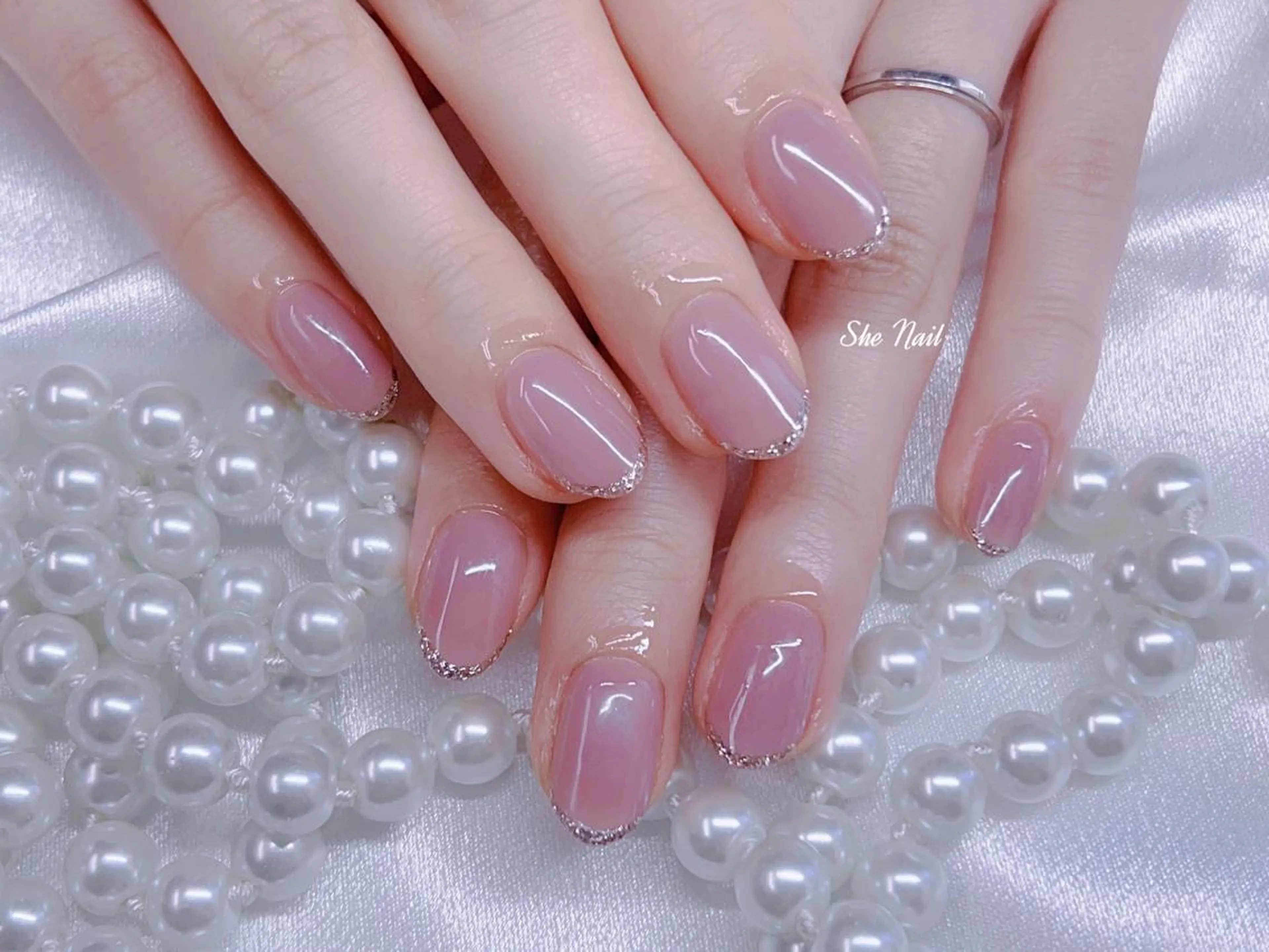 ネイル シンプルネイル She   Nail所属・ISA_ BELLAのネイルデザイン