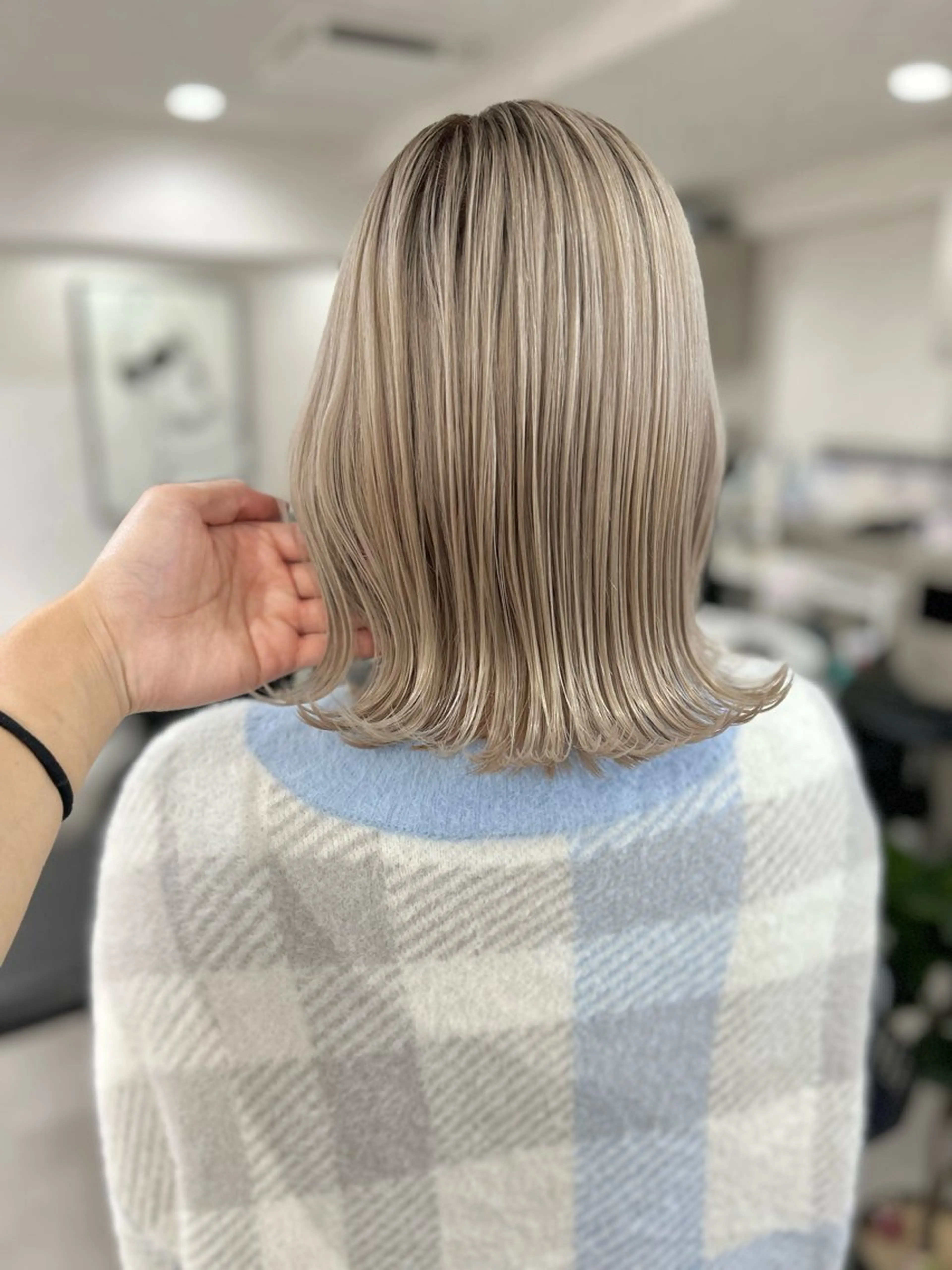 ミディアム カラー カット ヘアカラー 髪質改善will hairdesignのヘアスタイル