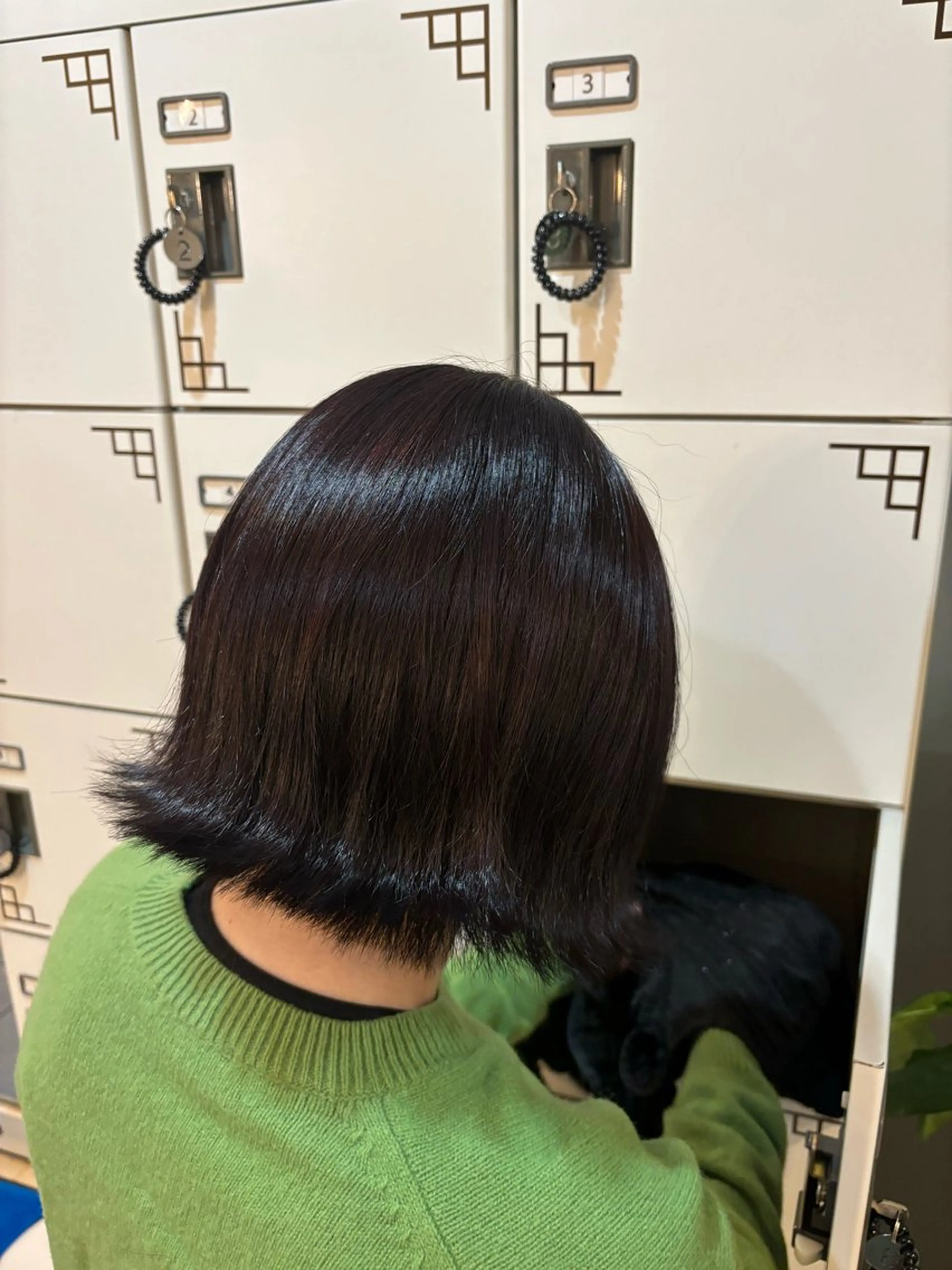 カラー 伊藤 杏奈のヘアスタイル