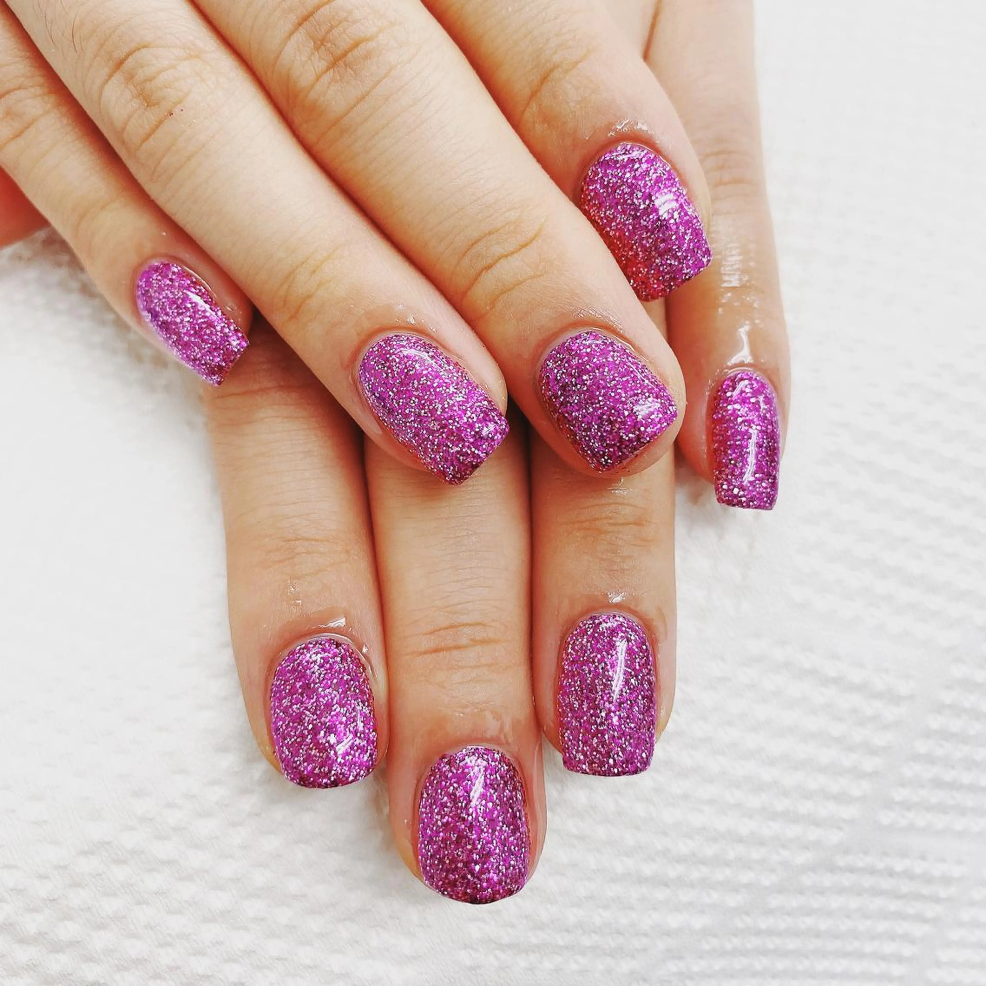 ネイル ラメ(グリッター) N._._.claw[エヌクロー]所属・N._._. clawのネイルデザイン