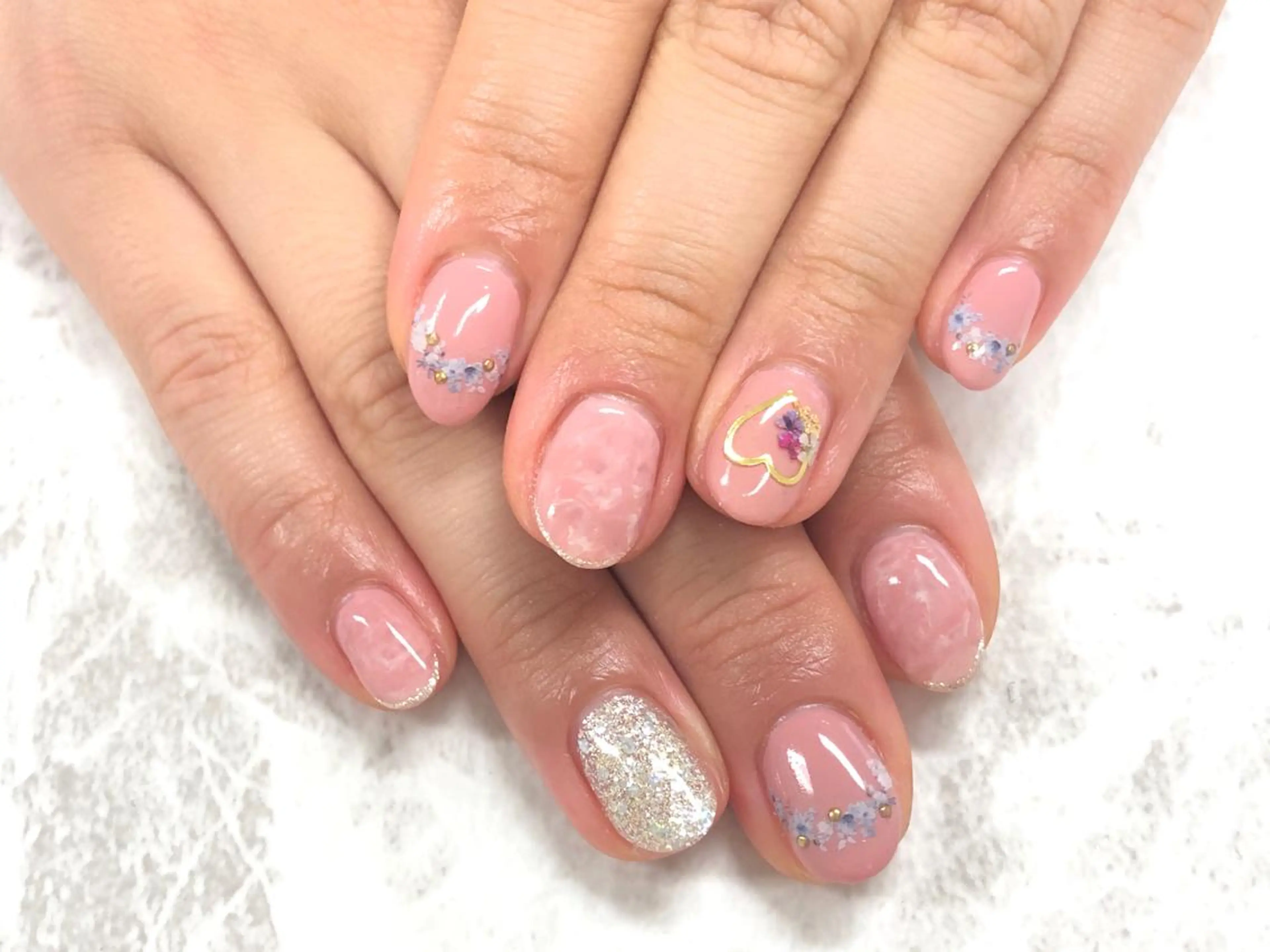 ネイル 大理石ネイル(マーブル) ピンク ユリシスネイル 担当近藤のネイルデザイン