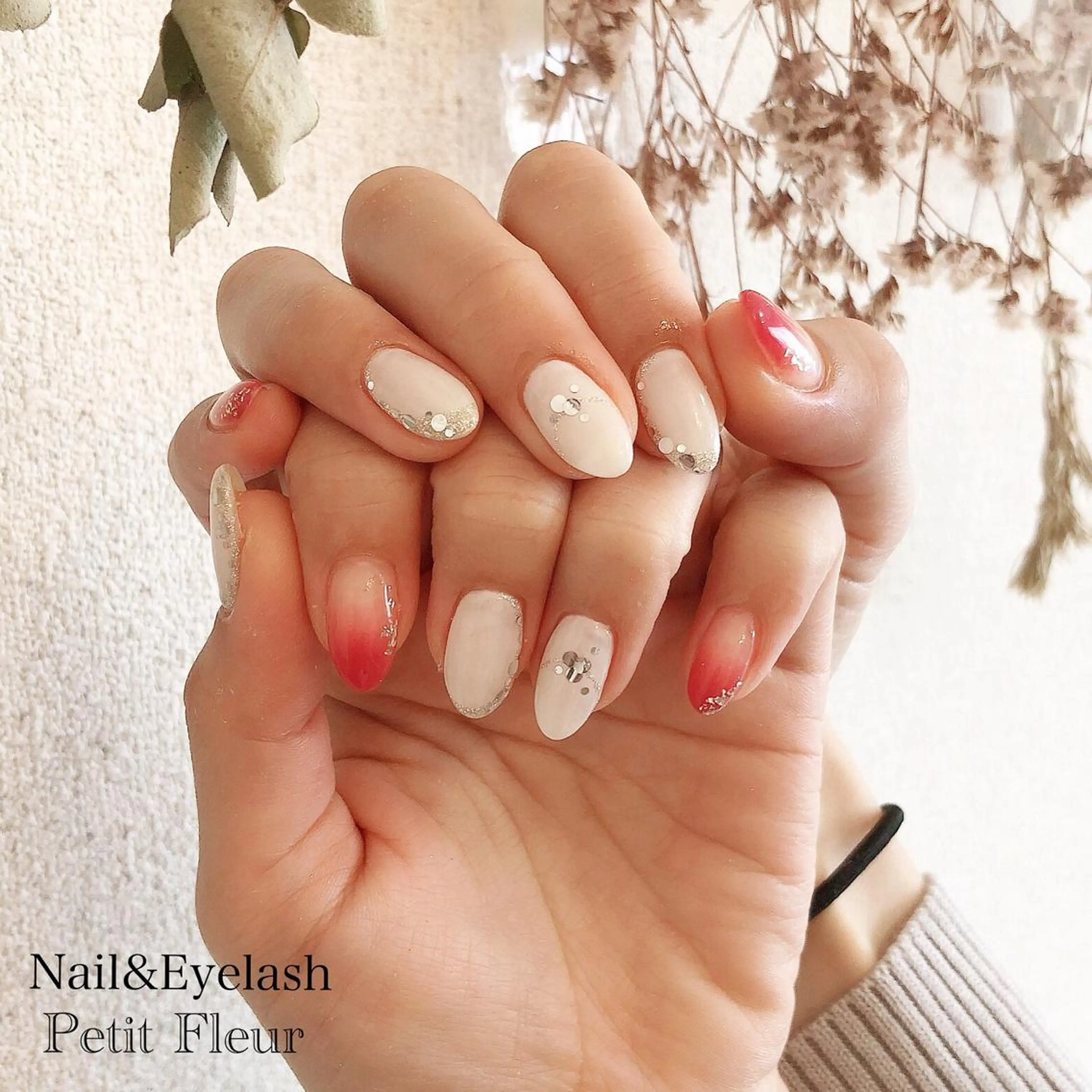 ネイル Petit Fleur所属・青柳 亜梨奈のマツエク・マツパデザイン