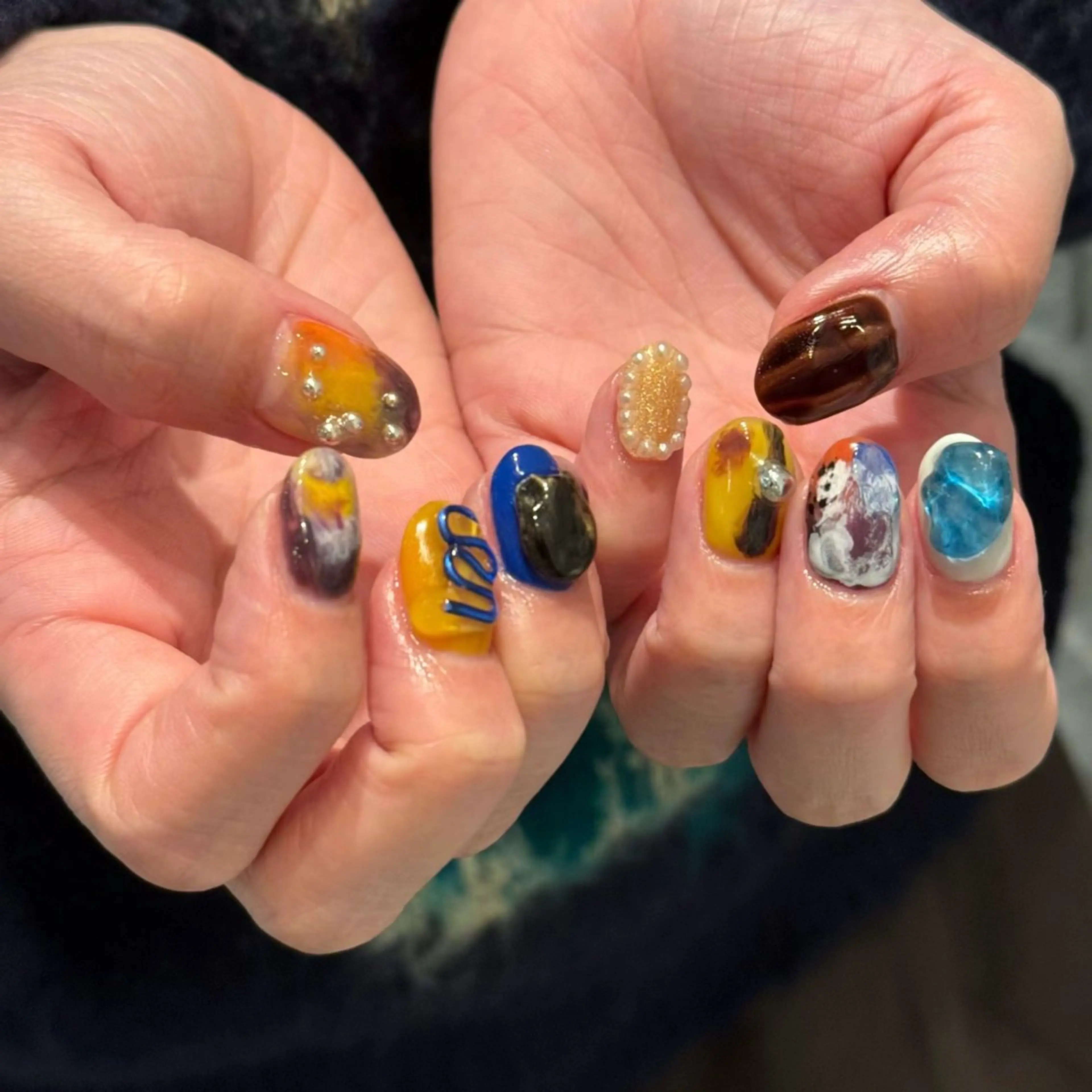 ショート m kaori𓃟のネイルデザイン