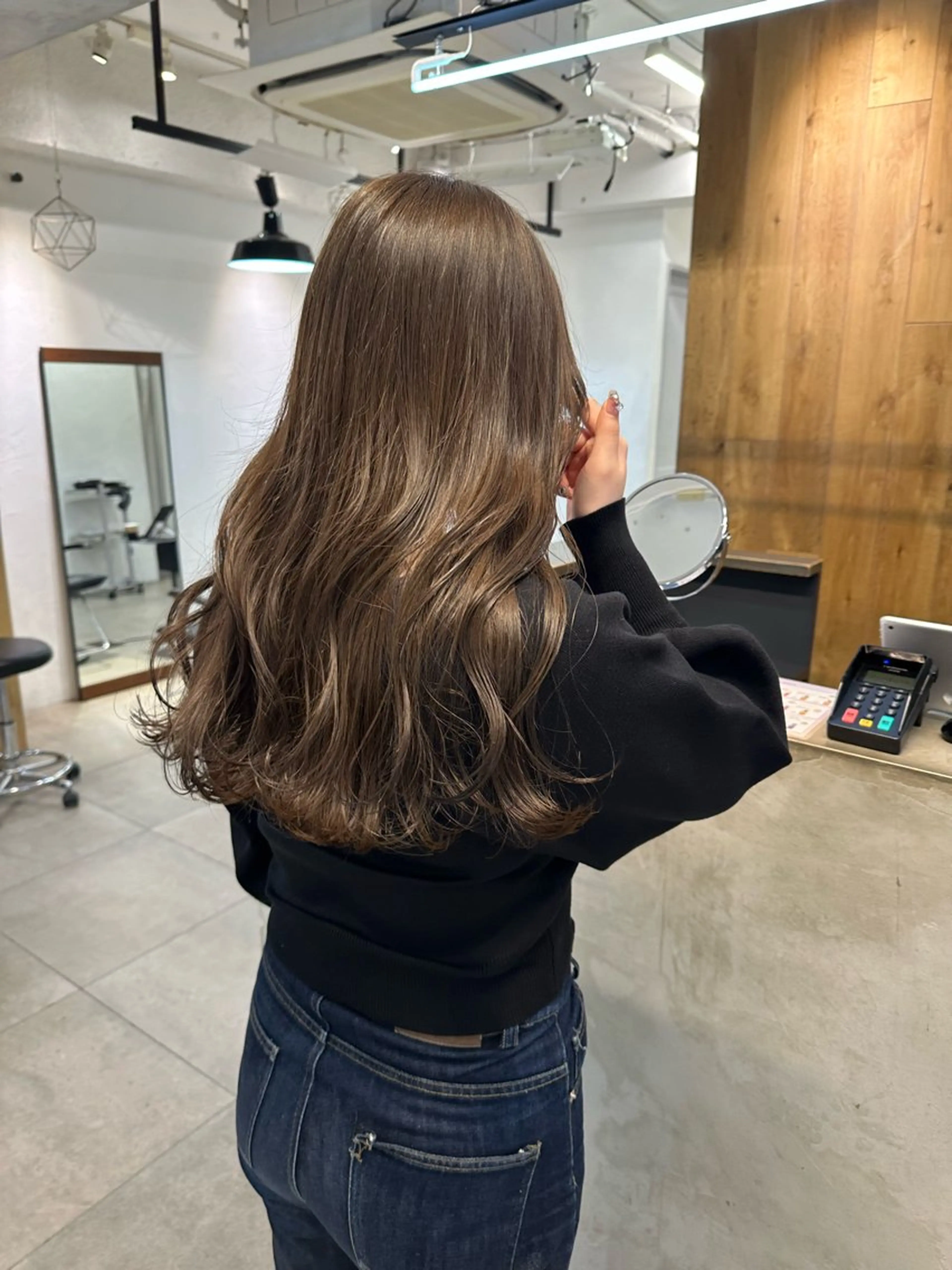 ロング カラー ベージュカラー ブリーチ ハイトーンカラー ブリーチなしカラー ボブ ヘアカラー トリートメント REINA☁️透明感 カラー/ぷつっと♡のヘアスタイル