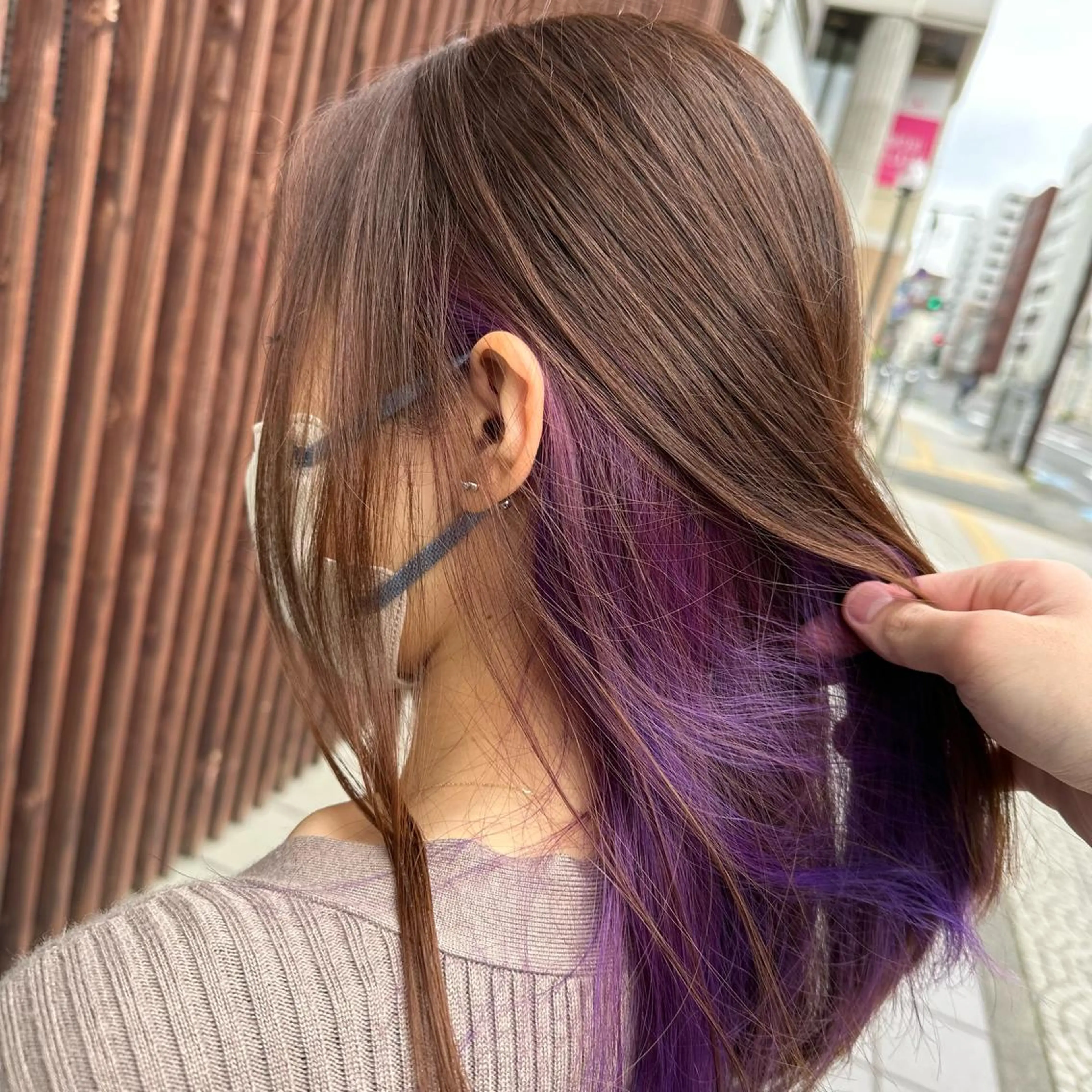 セミロング カラー バイオレットカラー カット ヘアカラー インナーカラー指名 No.1菊池柊真のヘアスタイル