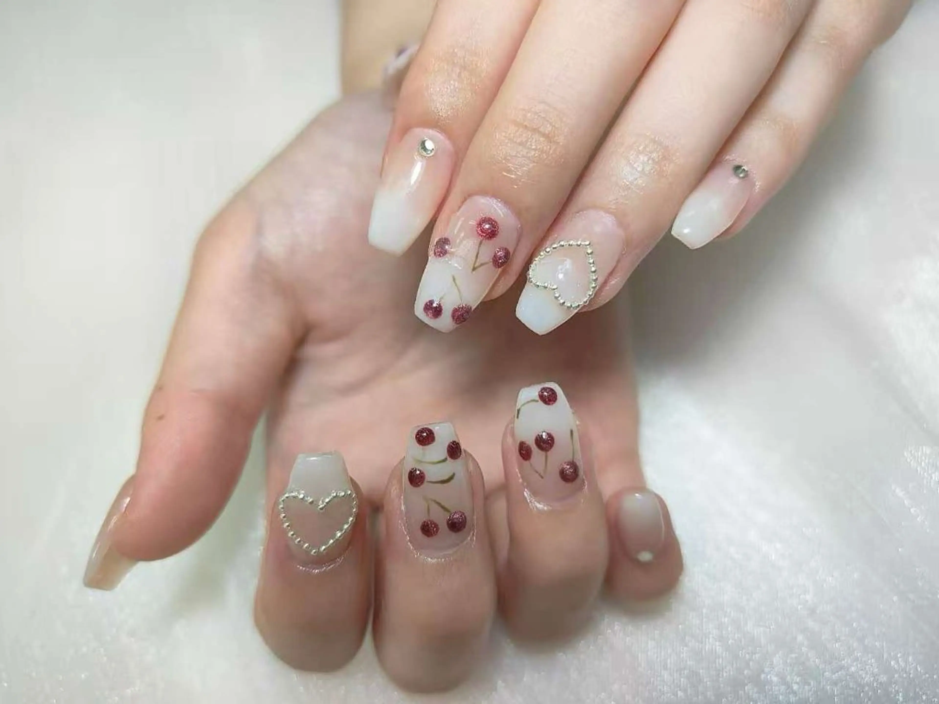 ネイル 星野 未来のネイルデザイン