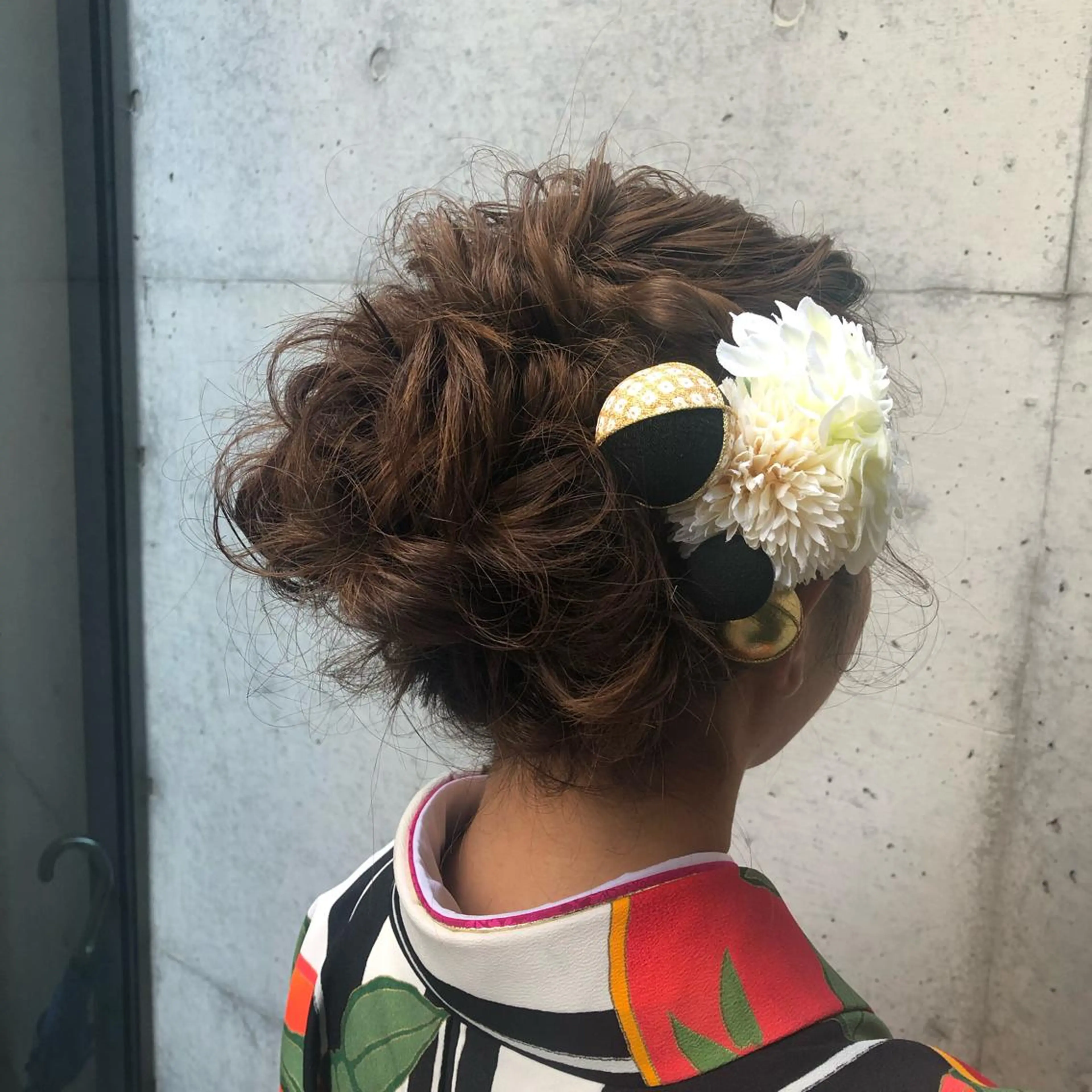 ミディアム カラー パーマ ヘアアレンジ apish aoyama所属・武 愛子の眉毛・アイブロウイメージ