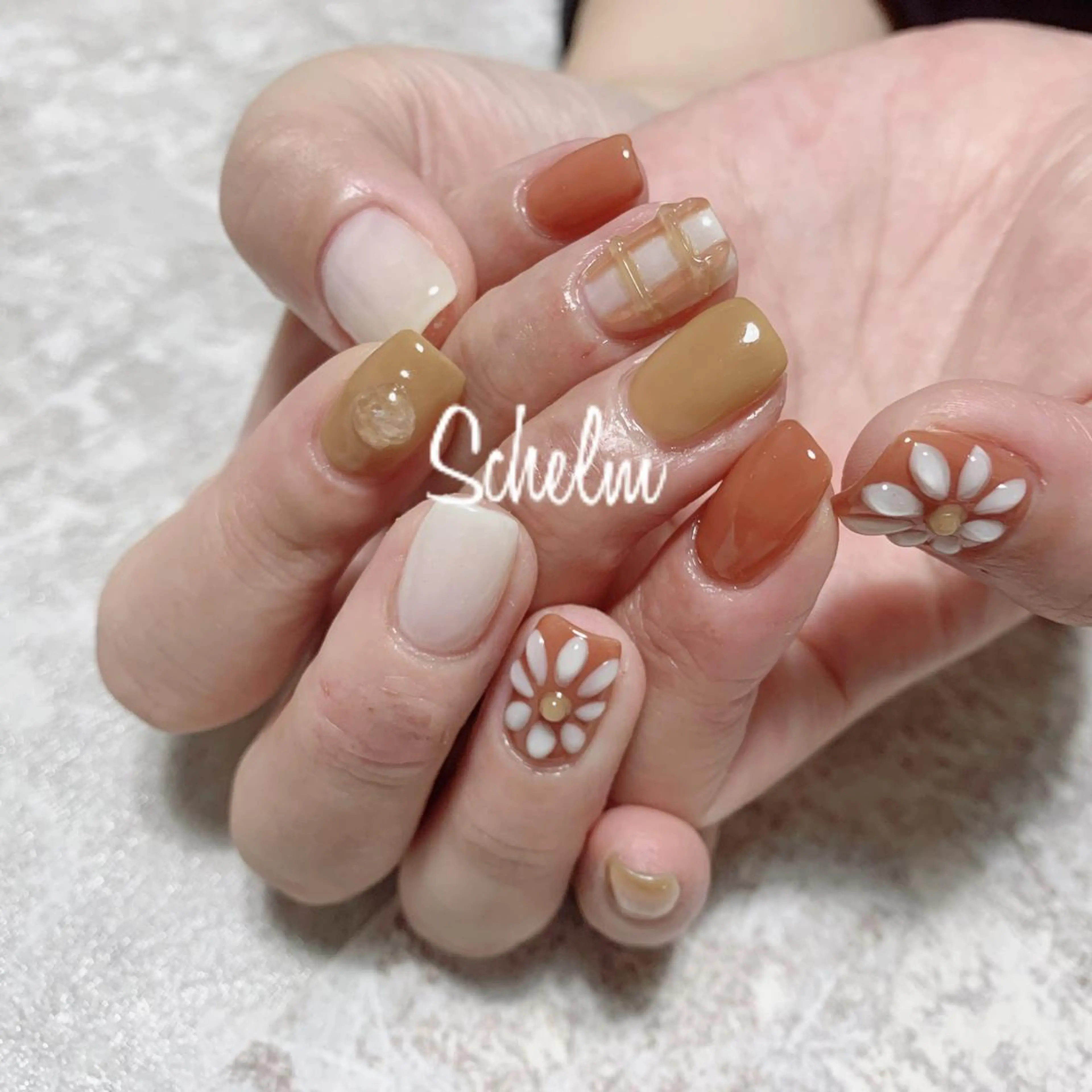 ネイル ハンドネイル nail room シュレムのネイルデザイン