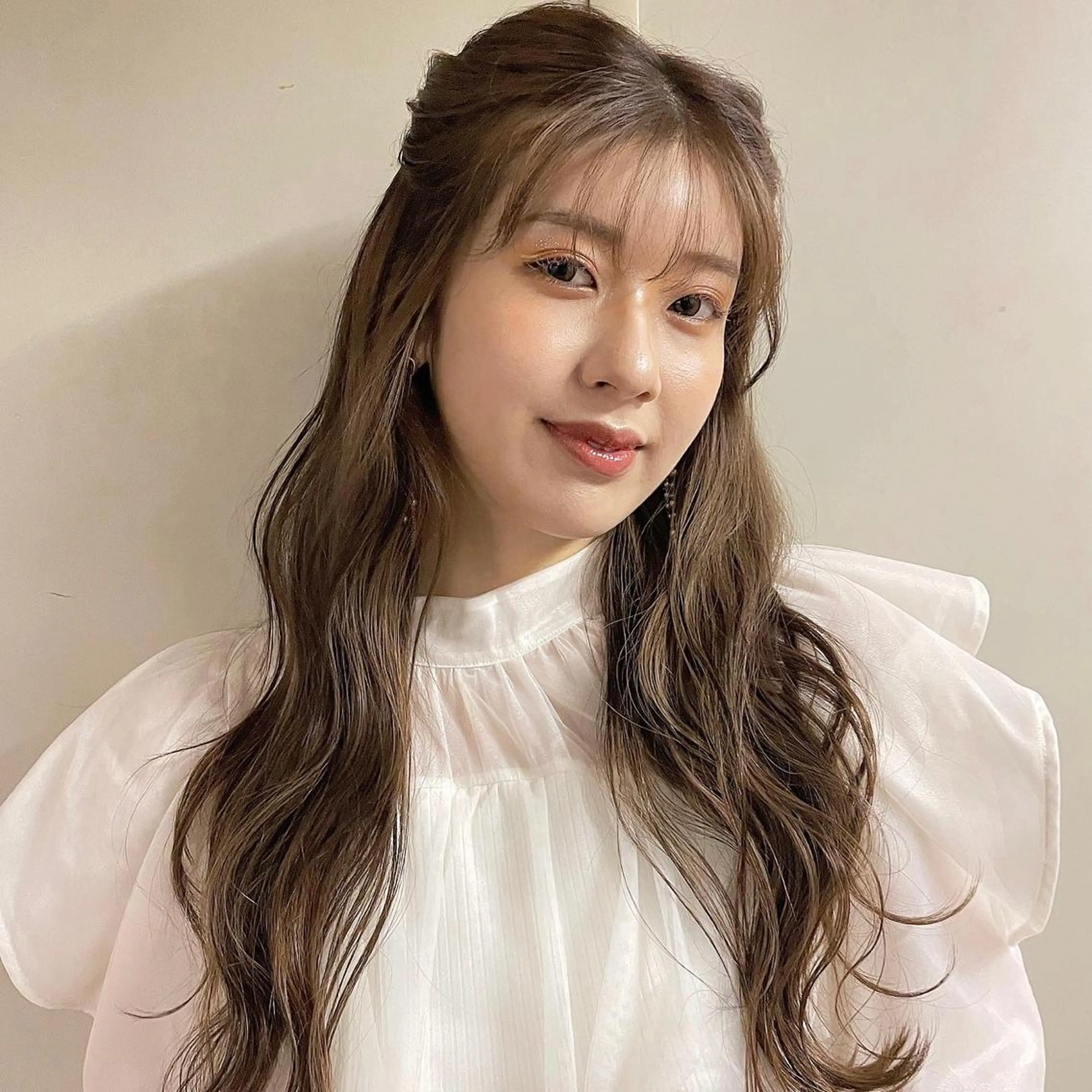 ロング カラー ヘアアレンジ 簡単アレンジ カット ヘアカラー トリートメント レイヤーカット/ ハイトーンchimiのヘアスタイル