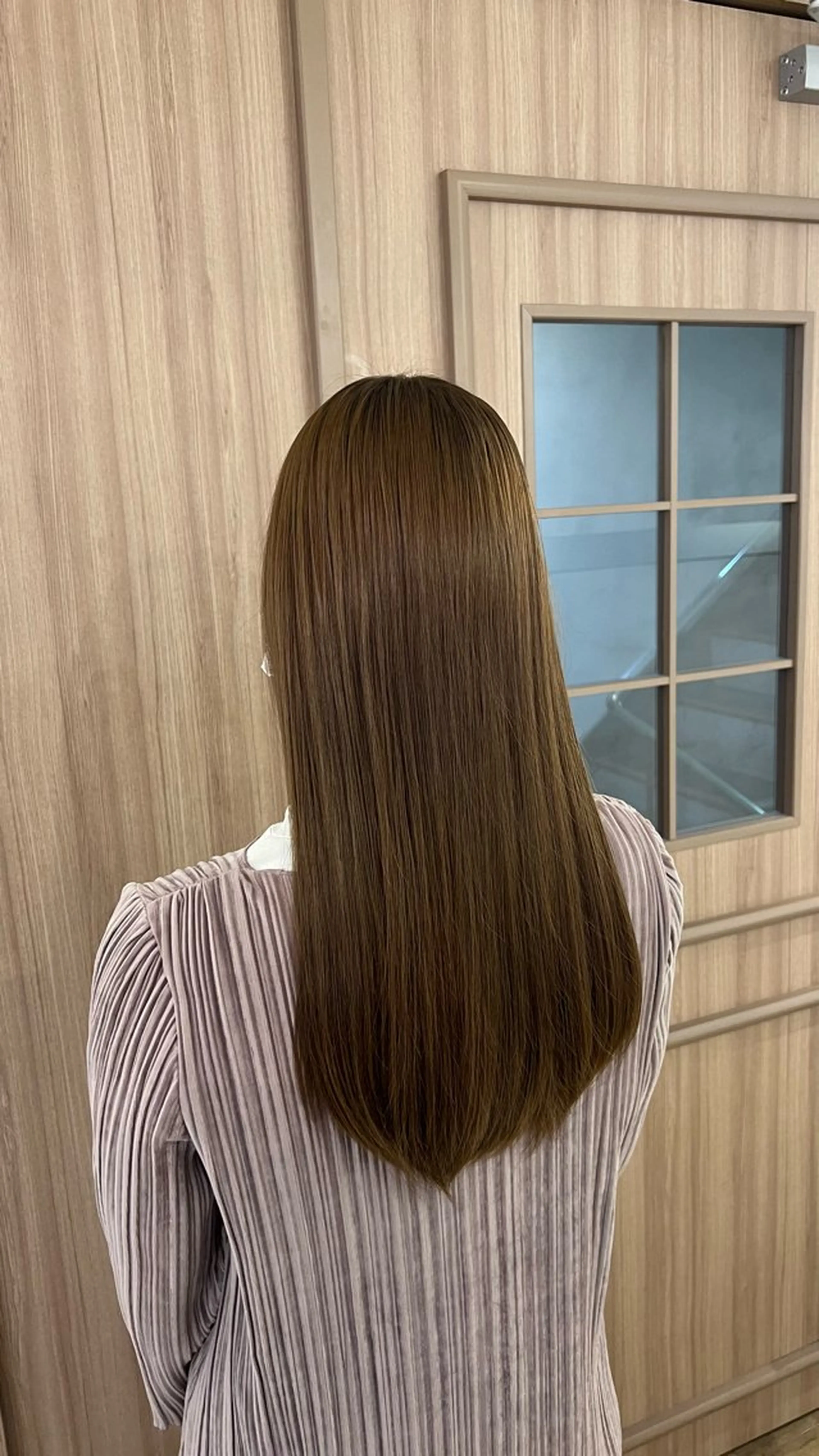 ロング カラー ヘアカラー Garland 表参道所属・ミディアムレイヤー/ 艶カラー🎀　emiのヘアスタイル