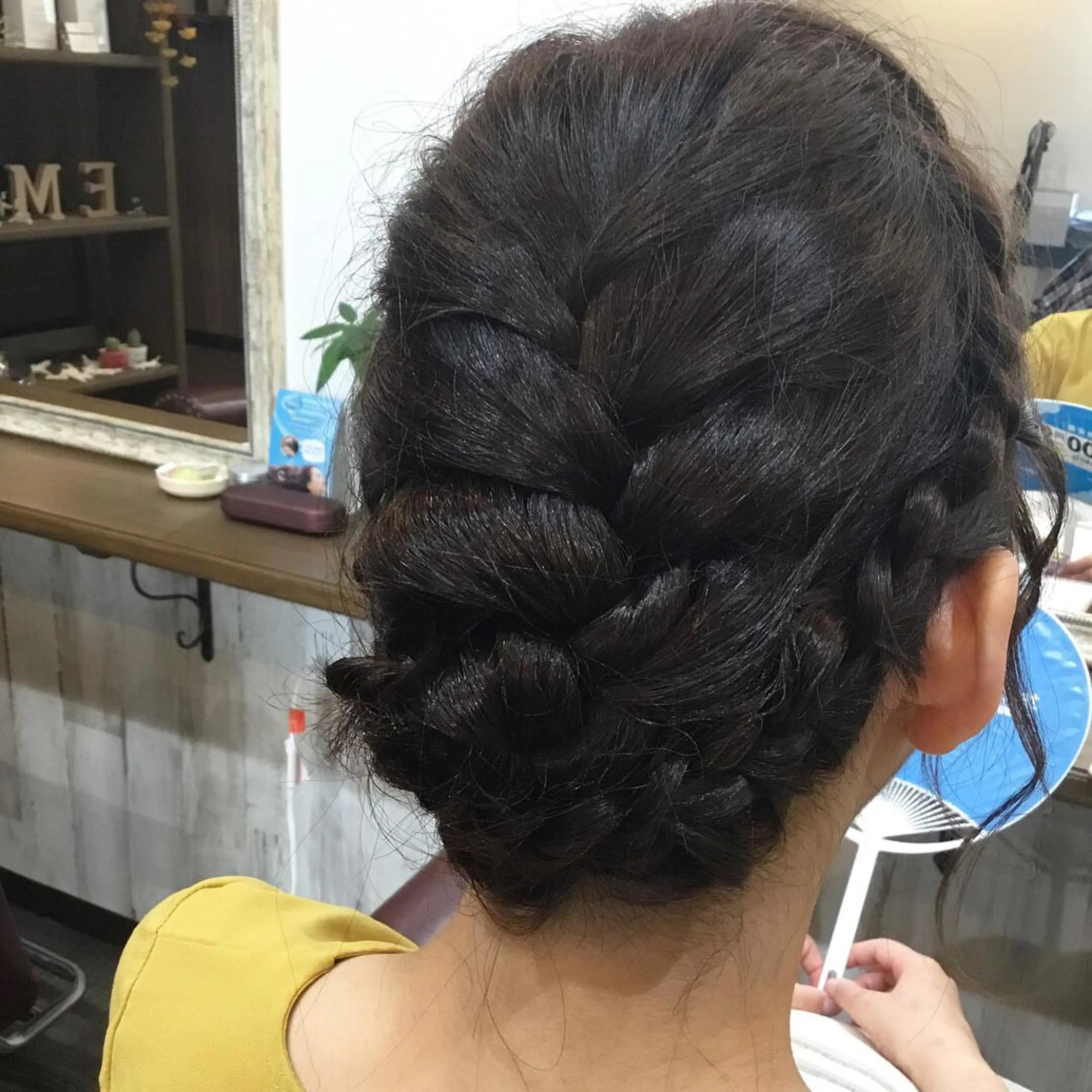 ヘアアレンジ embrace エンブレイスのヘアスタイル