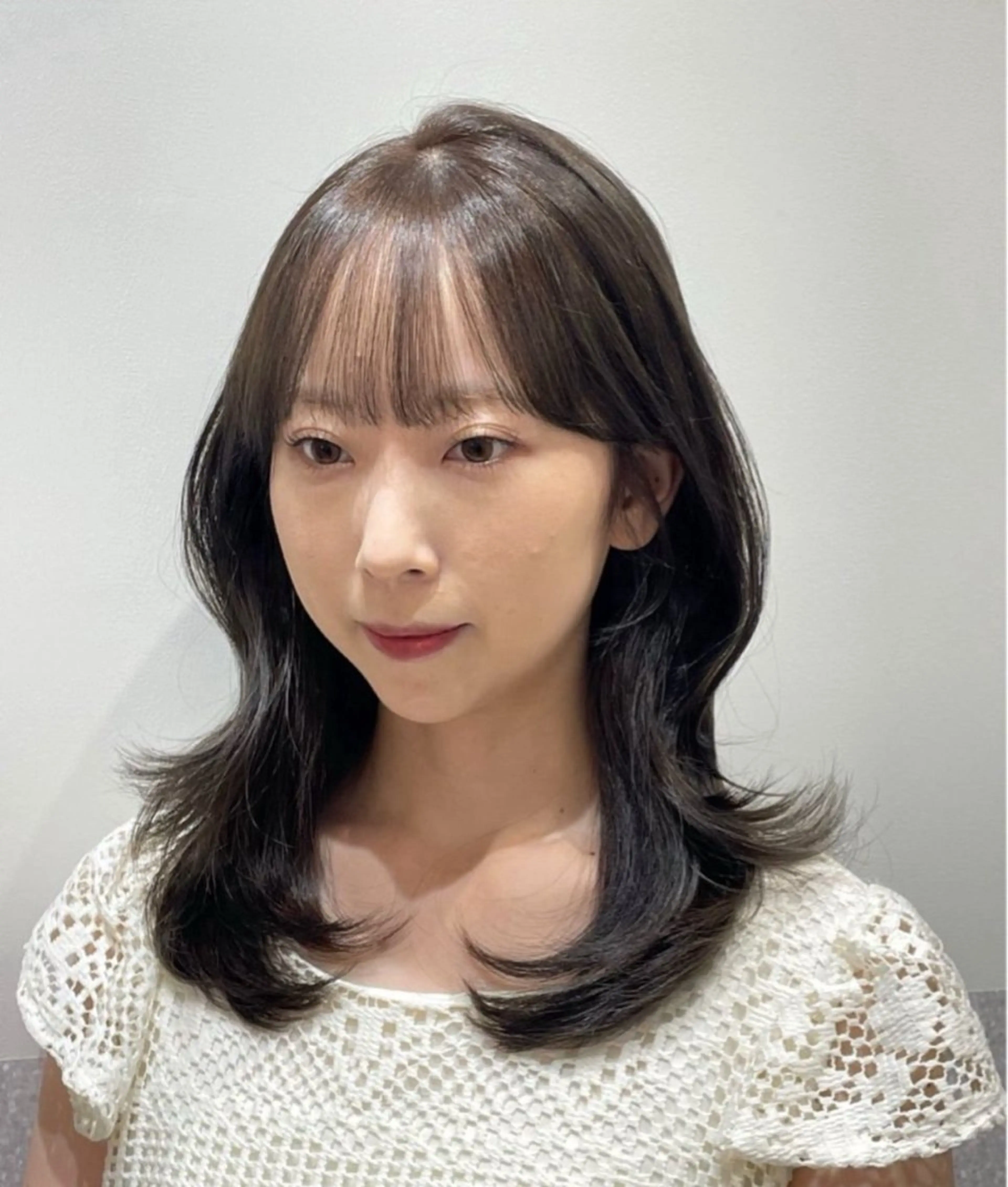 セミロング ハッシュカット ハイレイヤー 韓国風ヘア レイヤーカット カット ヘアカラー トリートメント ❤︎︎韓国ヘア❤︎︎ 𝑺𝒉𝒊𝒉𝒐のヘアスタイル