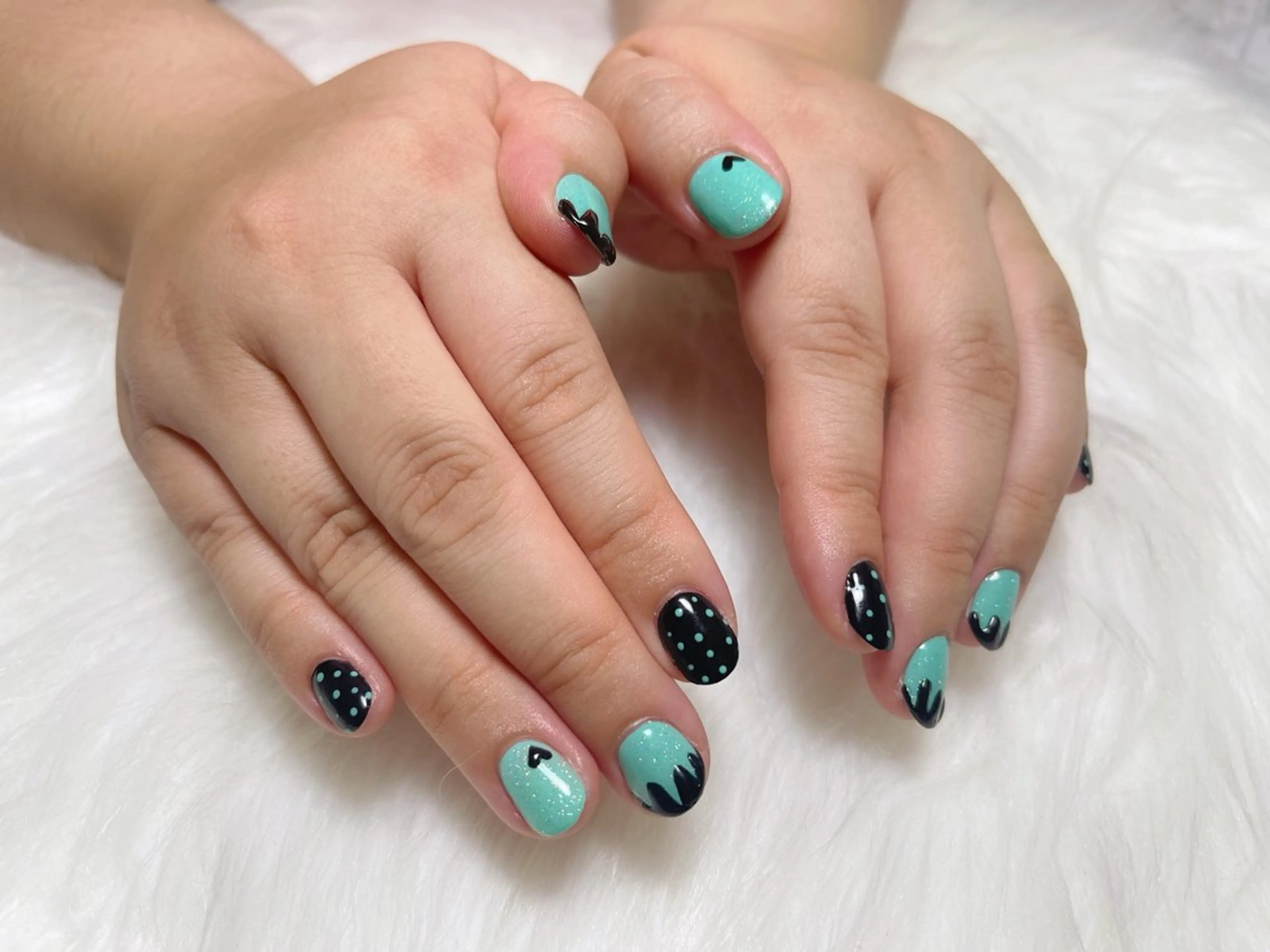 ネイル emiiro nail所属・橋本 由菜のネイルデザイン