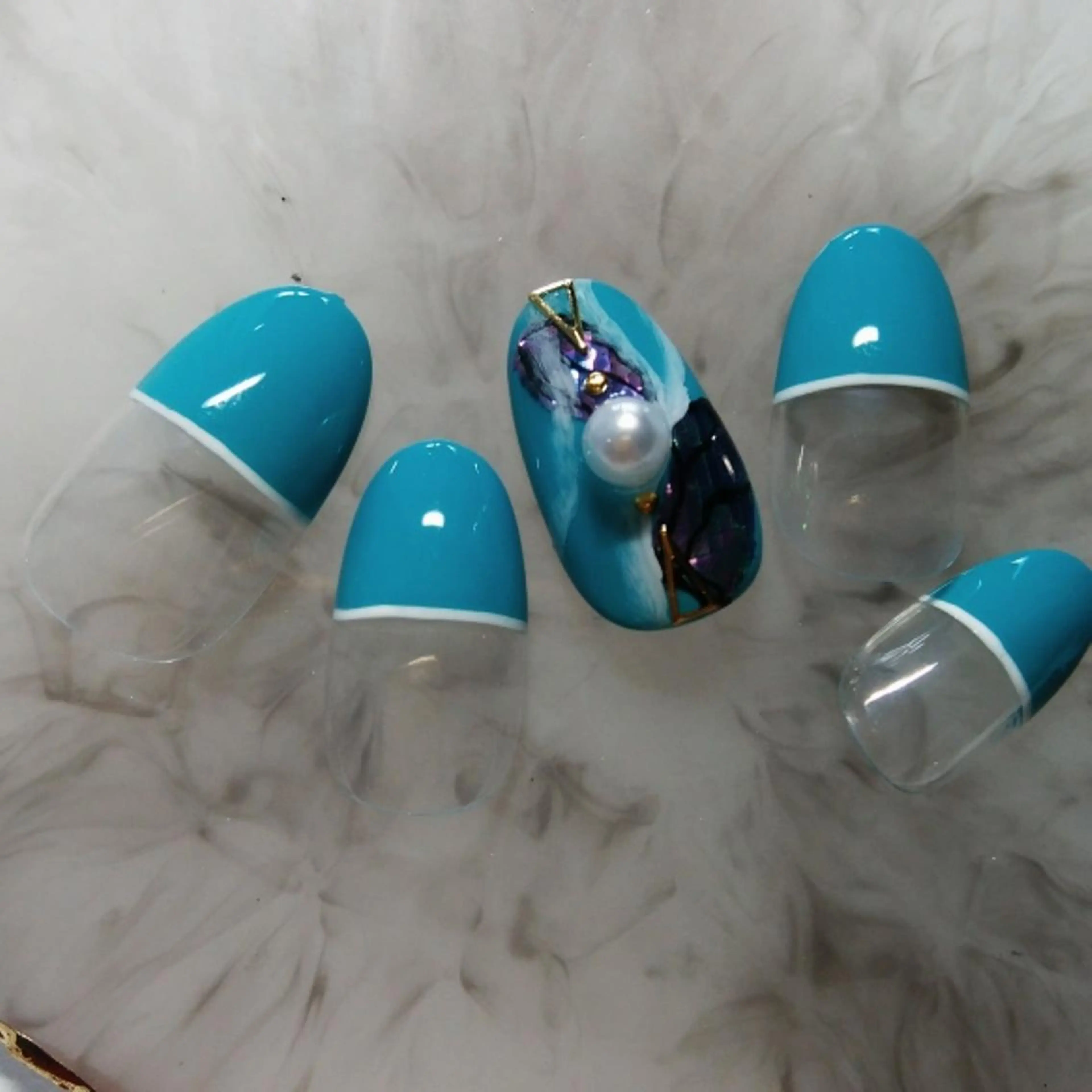 ネイル ハンドネイル リラクゼーション＆ネイル仙殊~センジュ~所属・senju 　のネイルデザイン