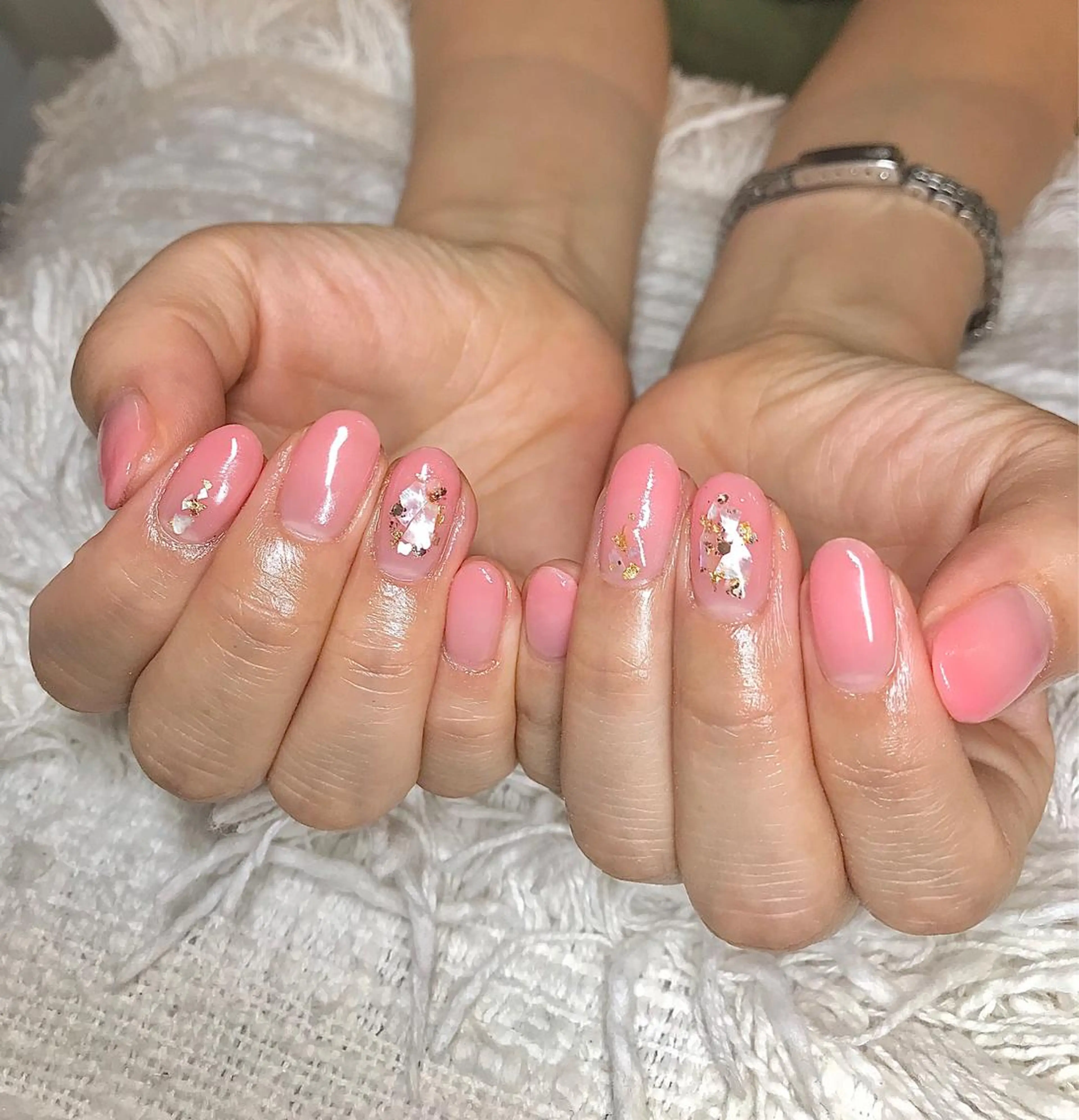 ショート カラー パーマ ヘアアレンジ ネイル マツエク・マツパ グラデーションカラー グラデーション ハンドネイル ハンドケア nail&eye Aoのマツエク・マツパデザイン