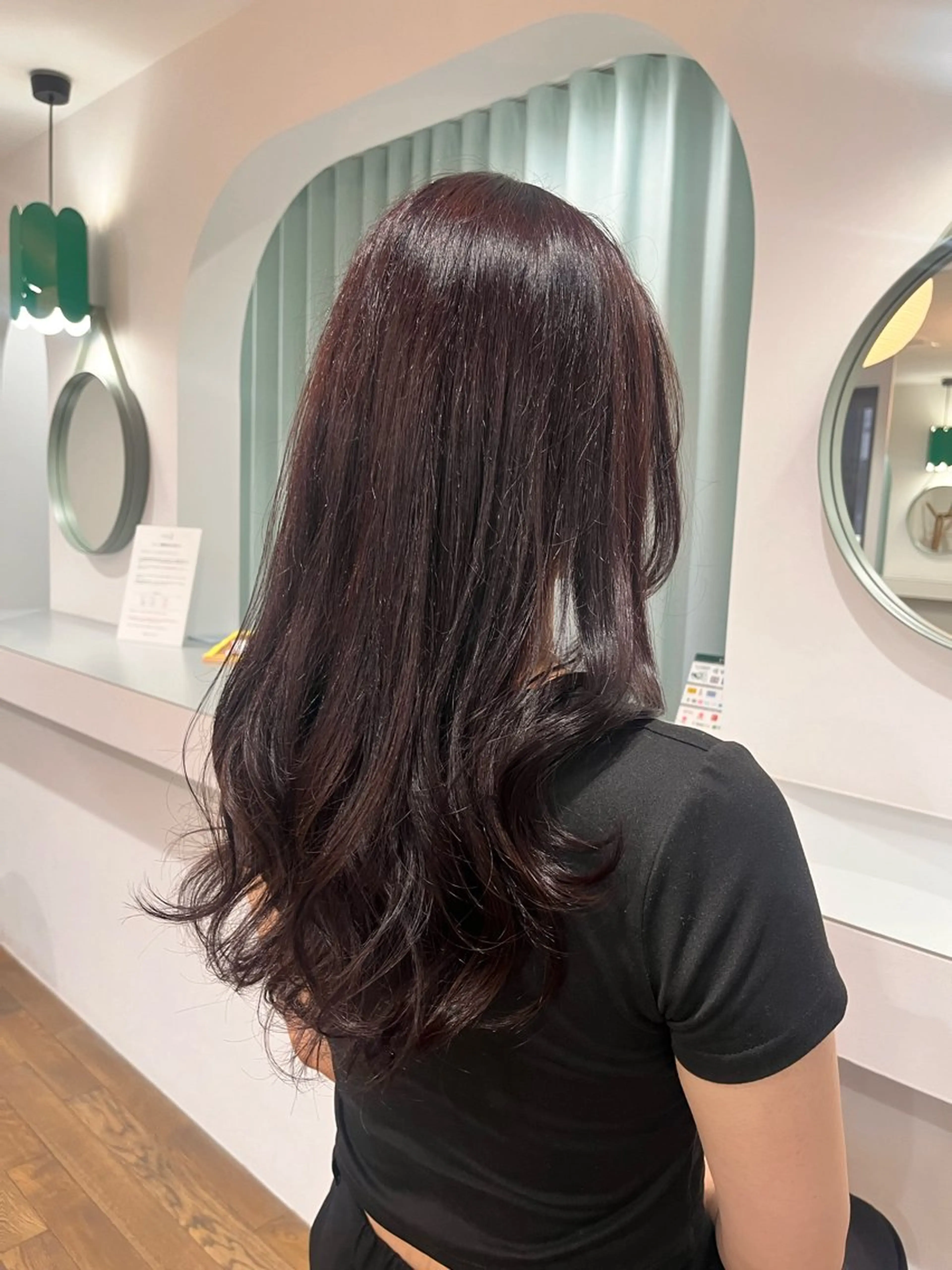 ロング カラー ブリーチ ピンクカラー バイオレットカラー ヘアカラー トリートメント 武村美咲/ 暖色/艶カラーのヘアスタイル