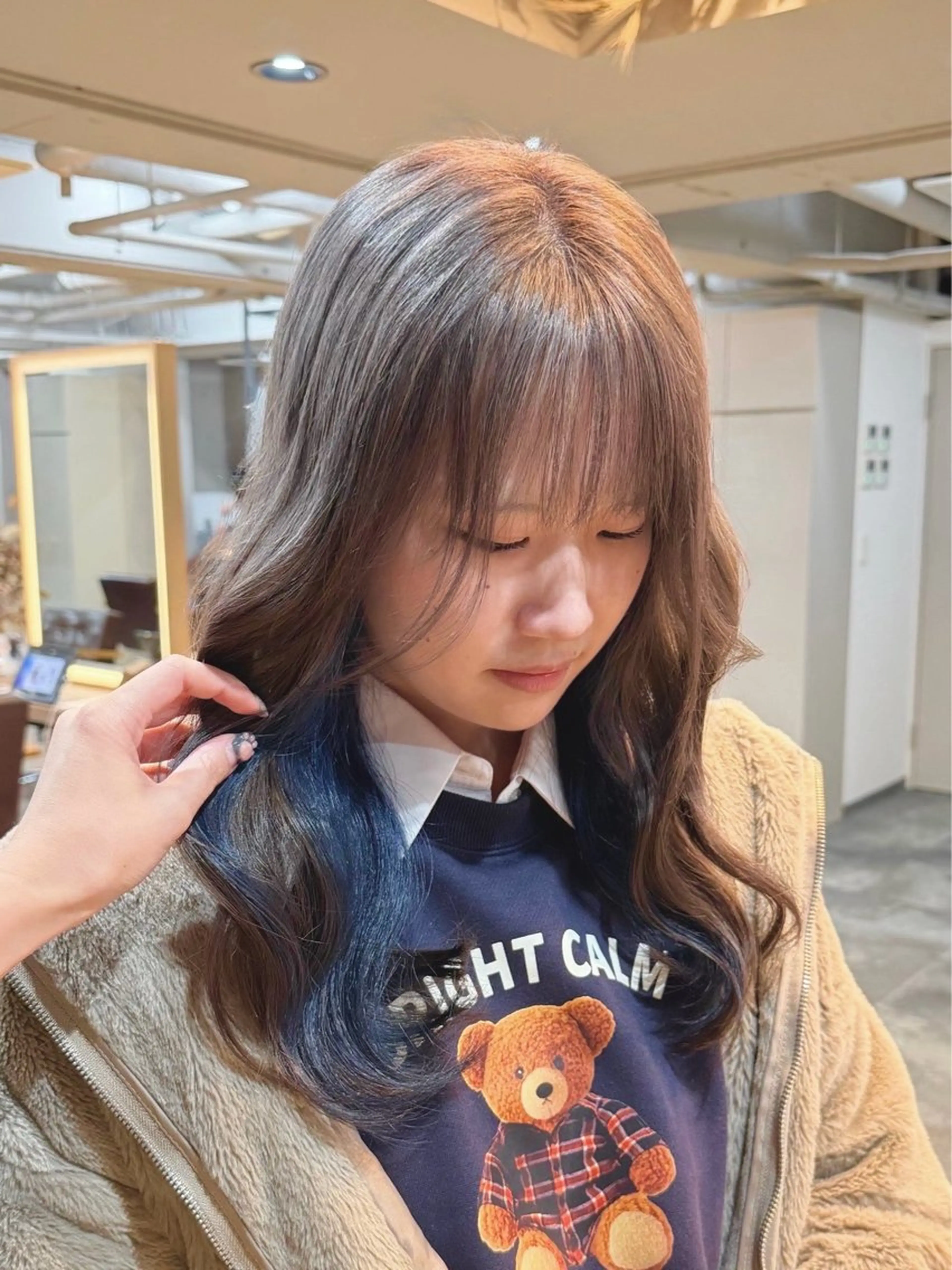 セミロング カラー ブリーチ ブルーカラー グレージュ インナーカラー ネイビーカラー ヘアカラー 艶髪カラー/レイヤー 🐣kokoro🌸のヘアスタイル