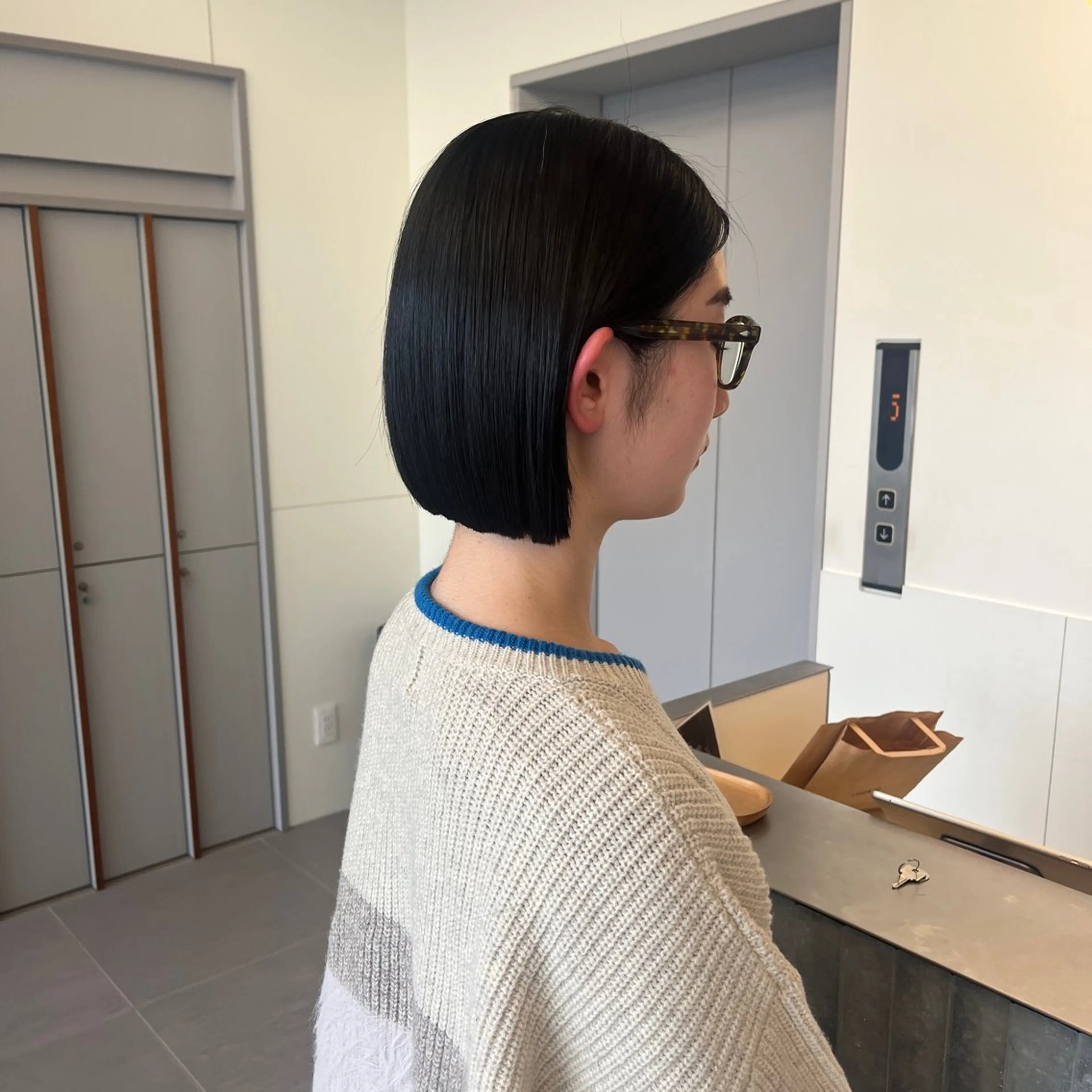 ショート カラー ベージュカラー ブリーチ 透明感カラー ダブルカラー トリートメント カット ヘアカラー トリートメント ブリーチ/レイヤー 🌻Mutsumiのヘアスタイル