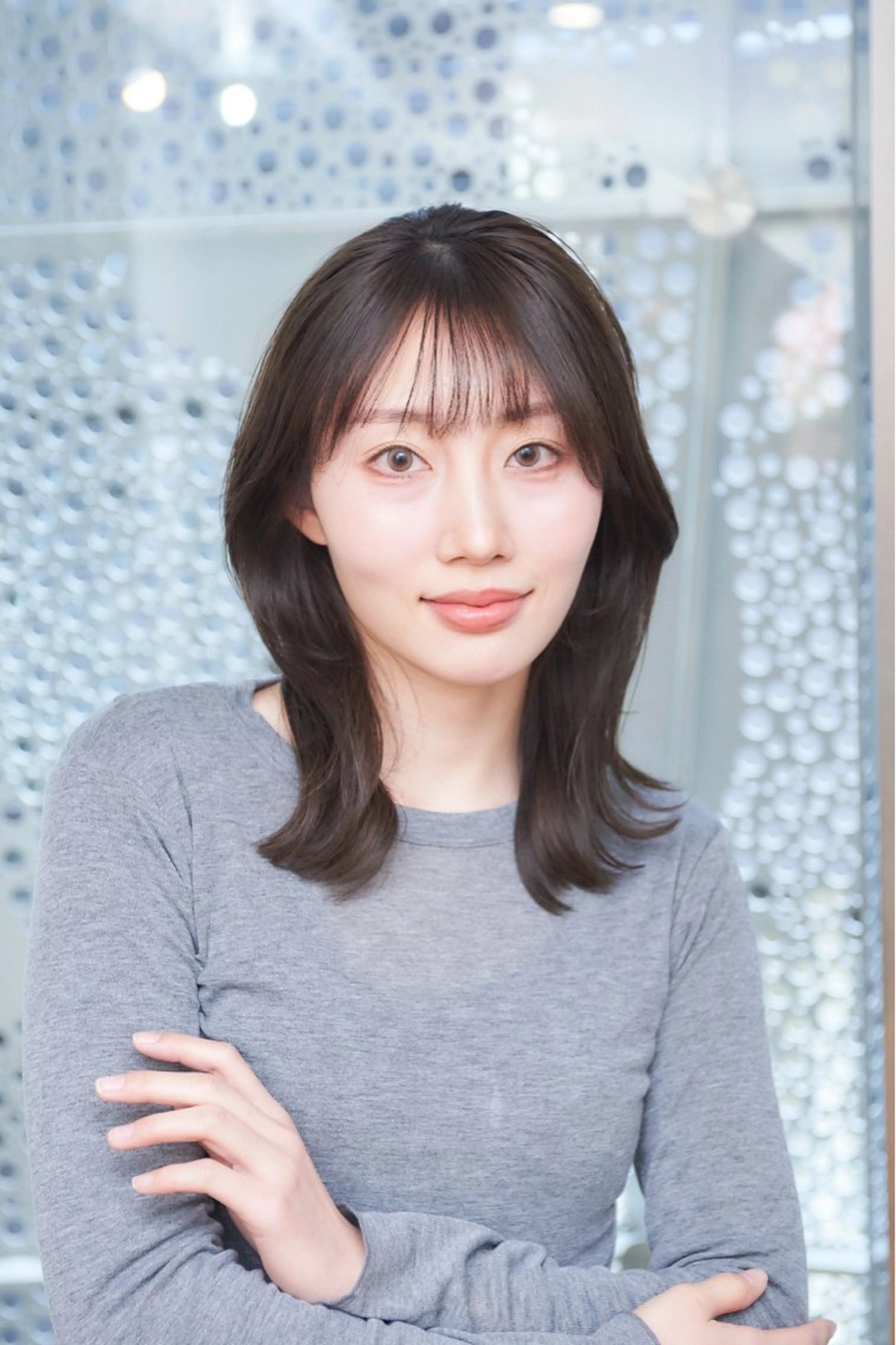 ミディアム ヘアアレンジ 外ハネヘア 中嶋偲月🌙 艶カラー/縮毛矯正のヘアスタイル