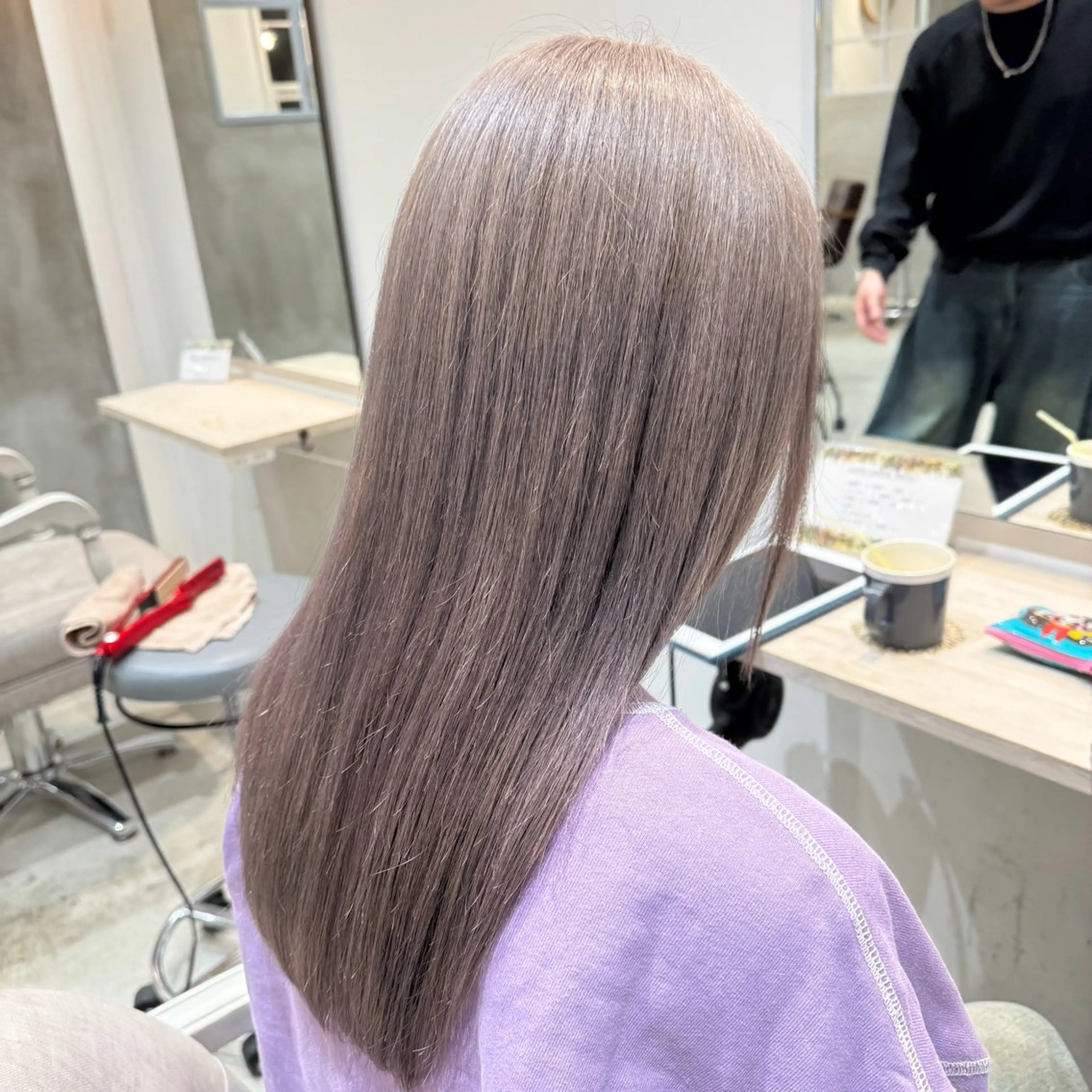 セミロング カラー 切りっぱなしボブ セミロングパーマ バレイヤージュ ベージュカラー ブリーチ ほの カラー特化/ ブリーチ/ボブのヘアスタイル