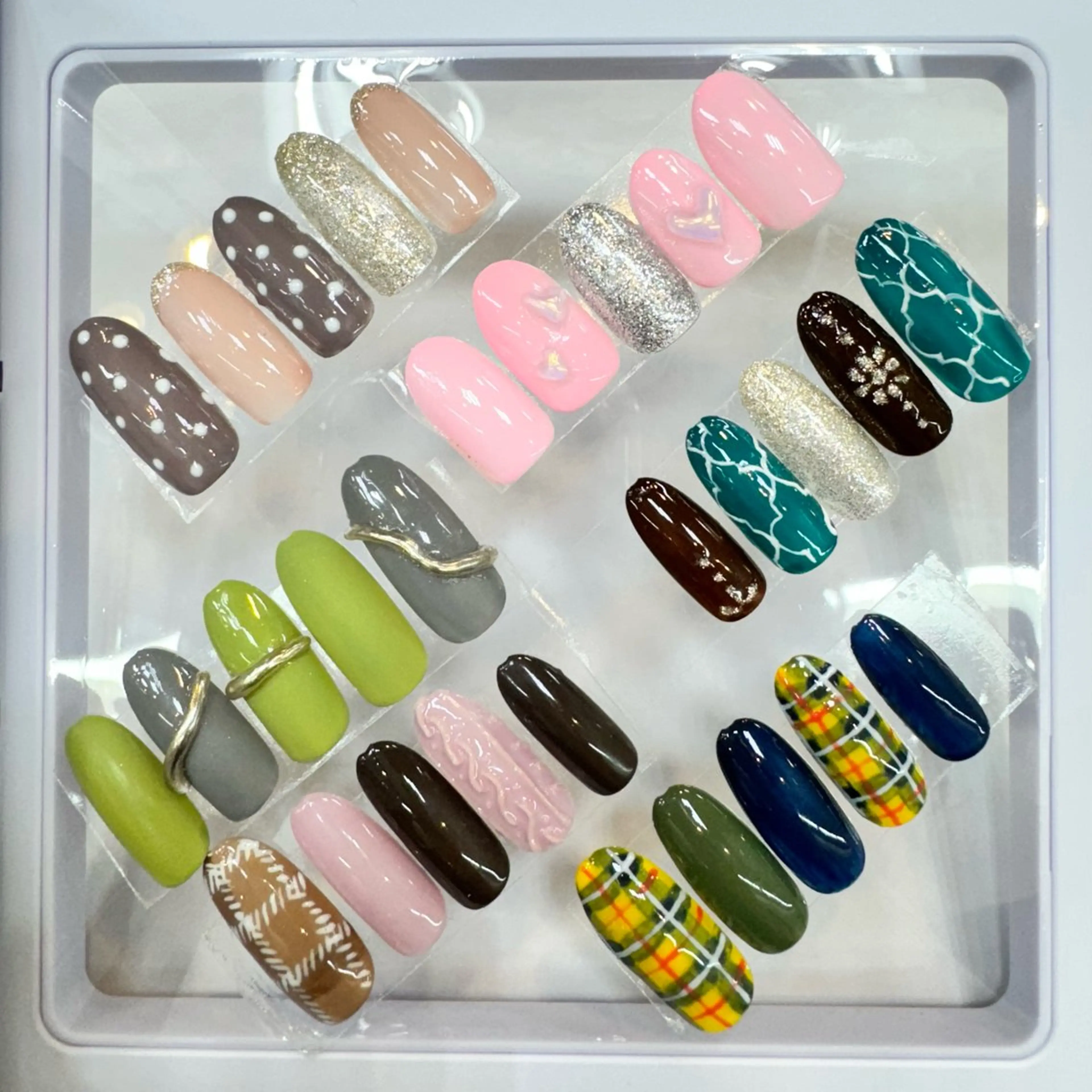 ネイル 重永 夏南のネイルデザイン