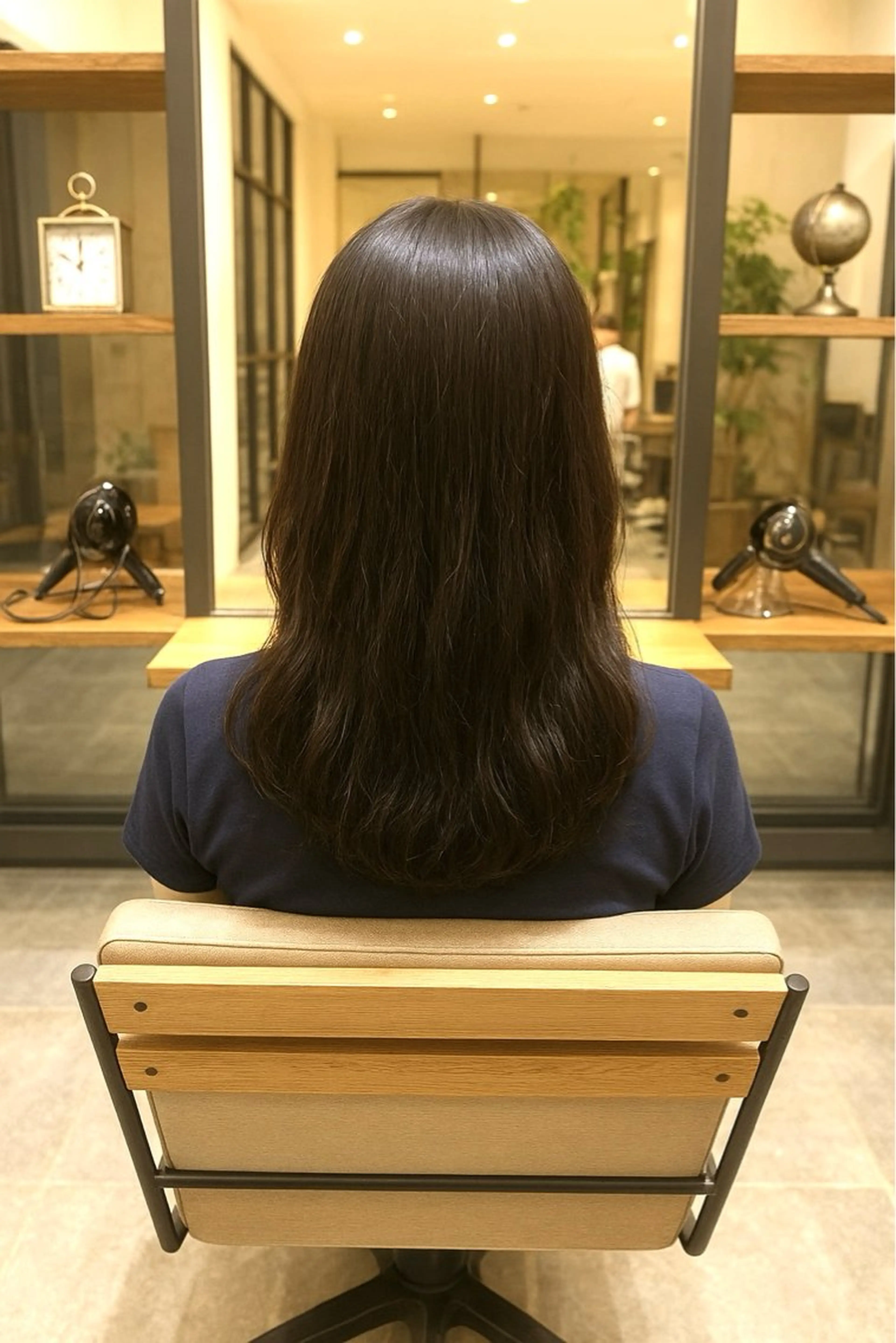 セミロング カラー 黒髪 ナチュラルブラック カット ヘアカラー トリートメント 🎀たな 🧸のヘアスタイル