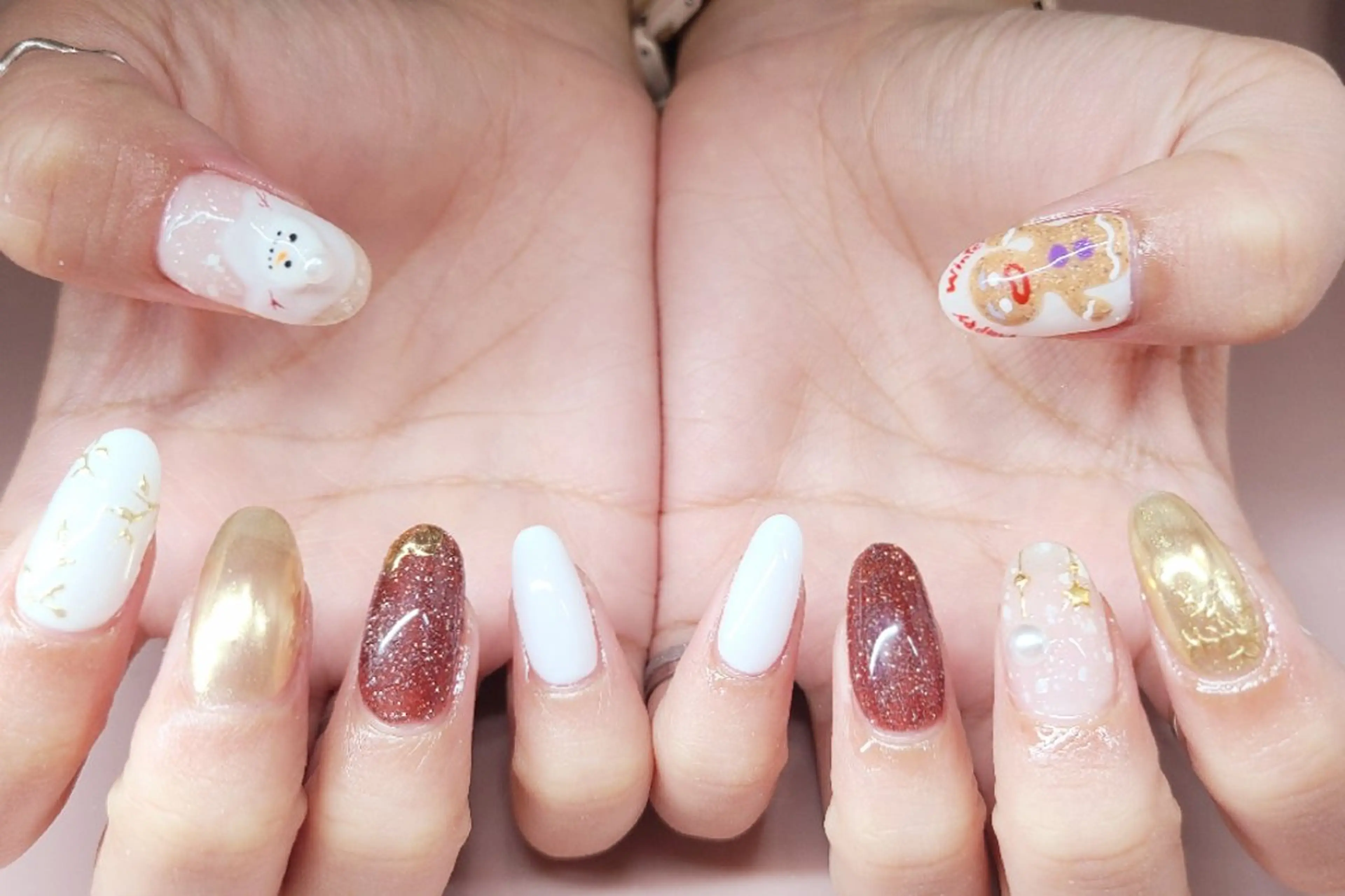 ネイル 冬ネイル 13日3980円‼️ マグもデザインも◎のネイルデザイン