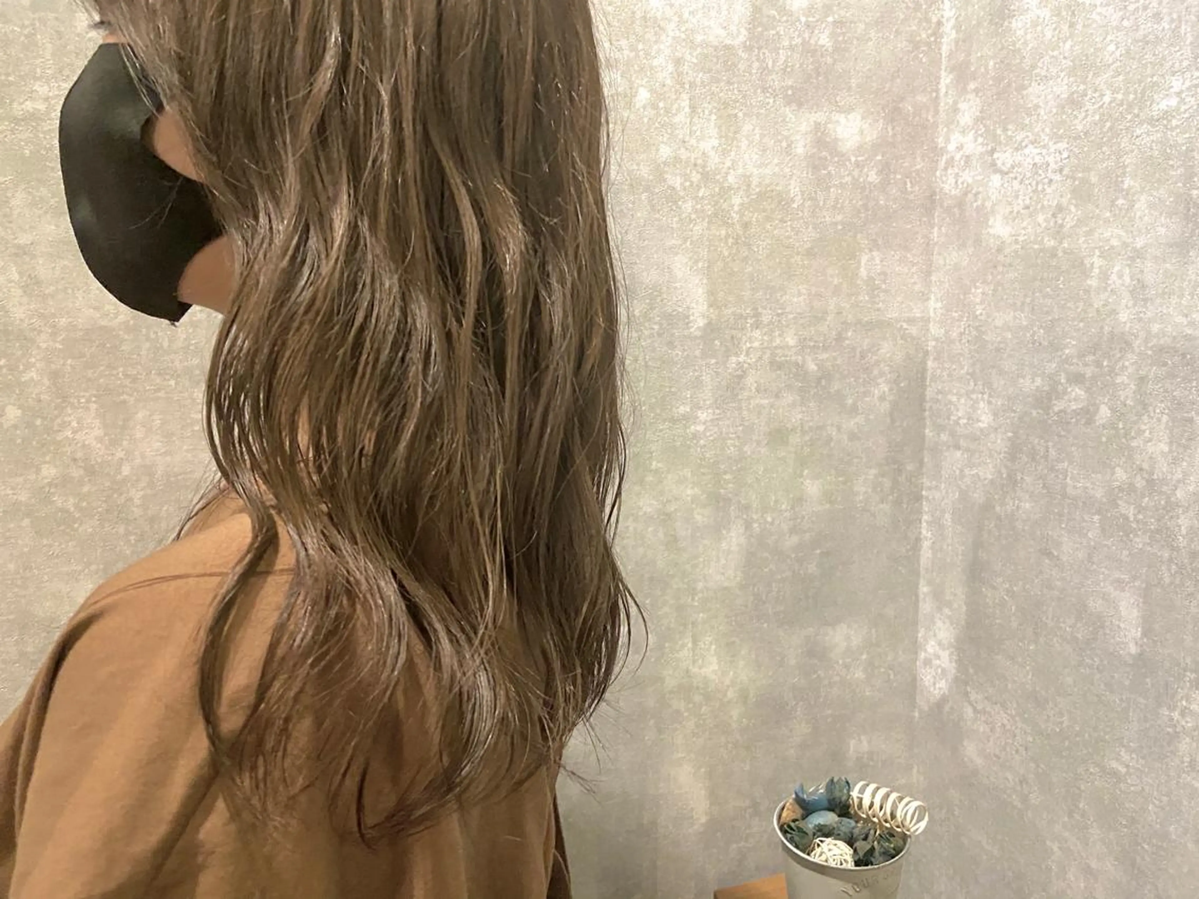 ロング アッシュ アッシュグレー アッシュグレージュ Dali 【ダリー】 菊水店のヘアスタイル