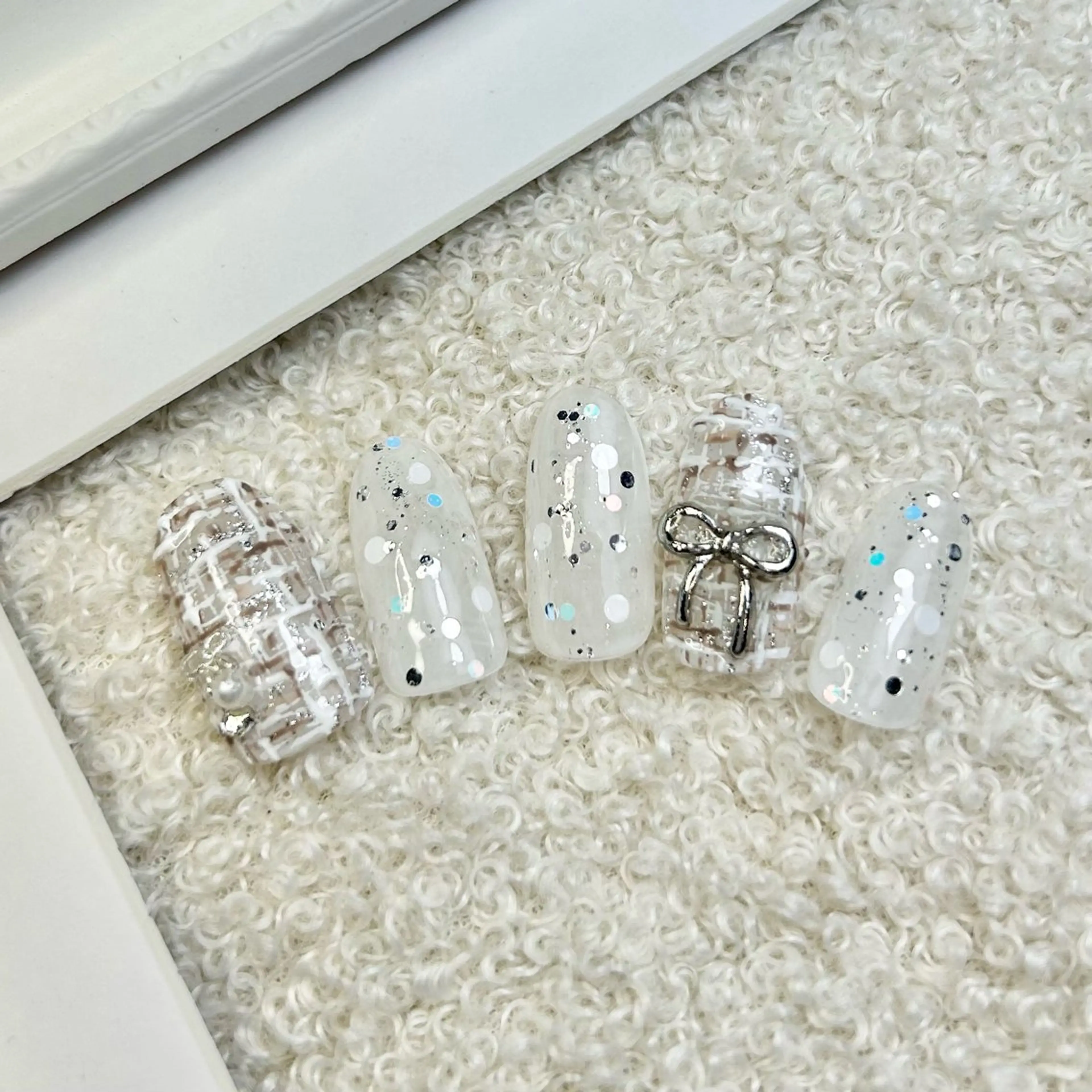 ネイル リボン ハンドネイル Reflection marikoのネイルデザイン